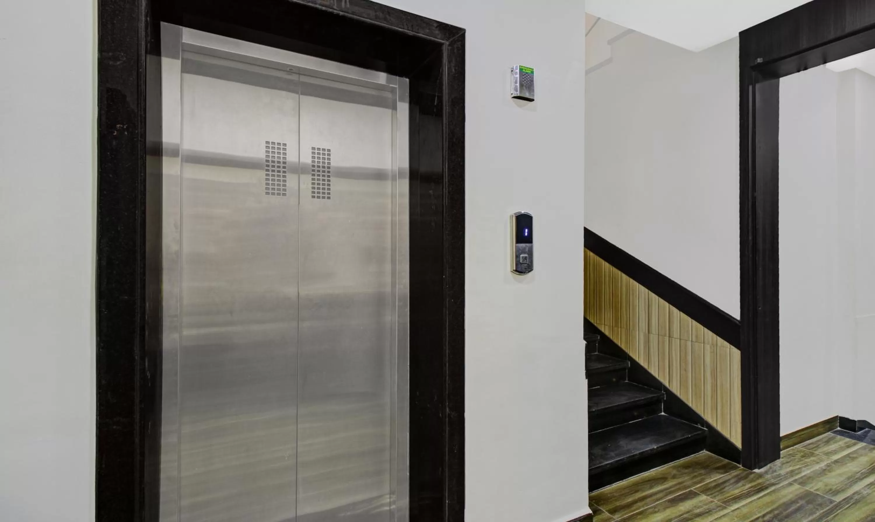 elevator in Treebo Baby Pearl