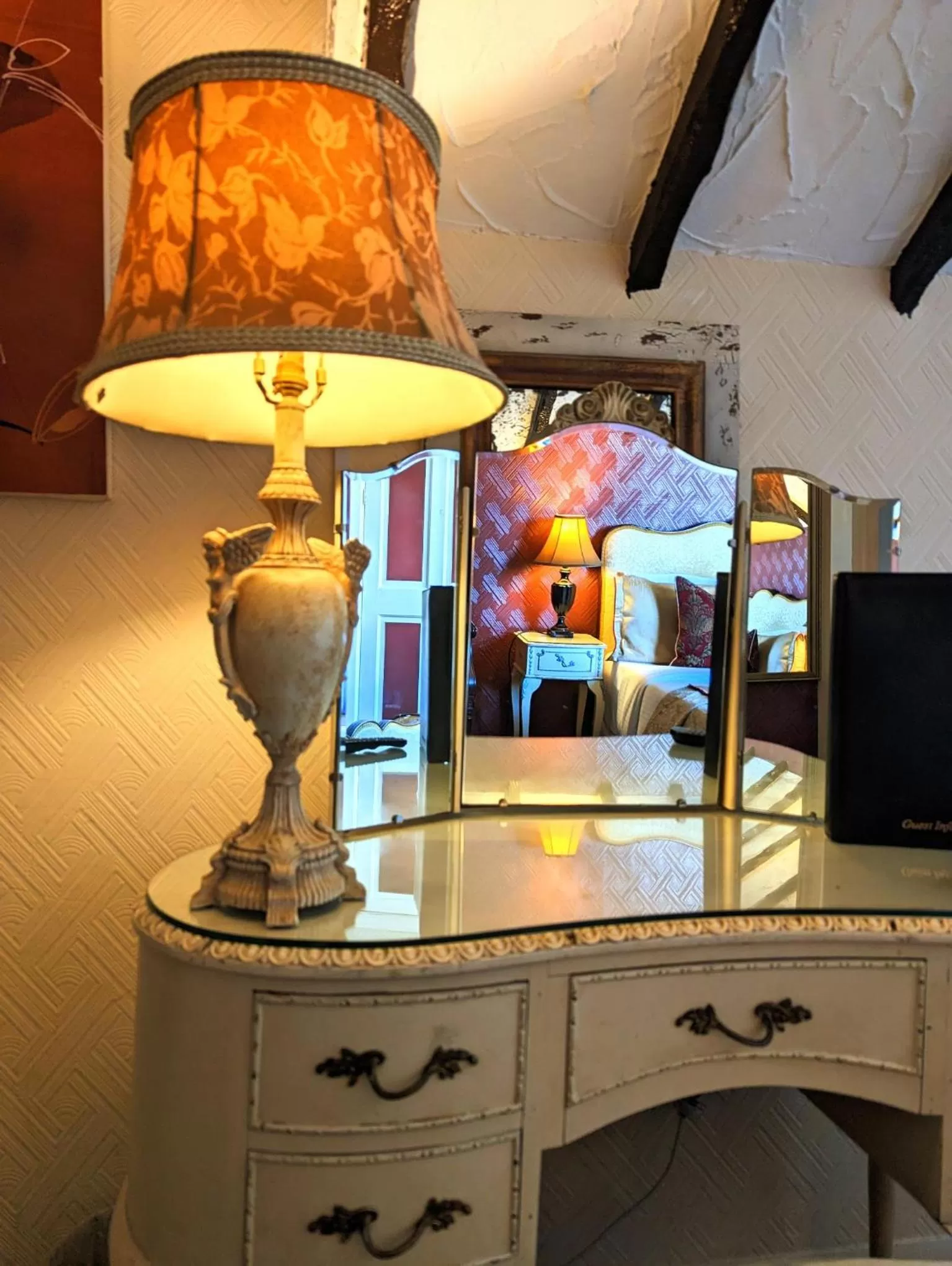 hair dresser in Brookside Hotel & Restaurant ,Suitable for Solo Travelers Couples Educational Groups & Families welcome