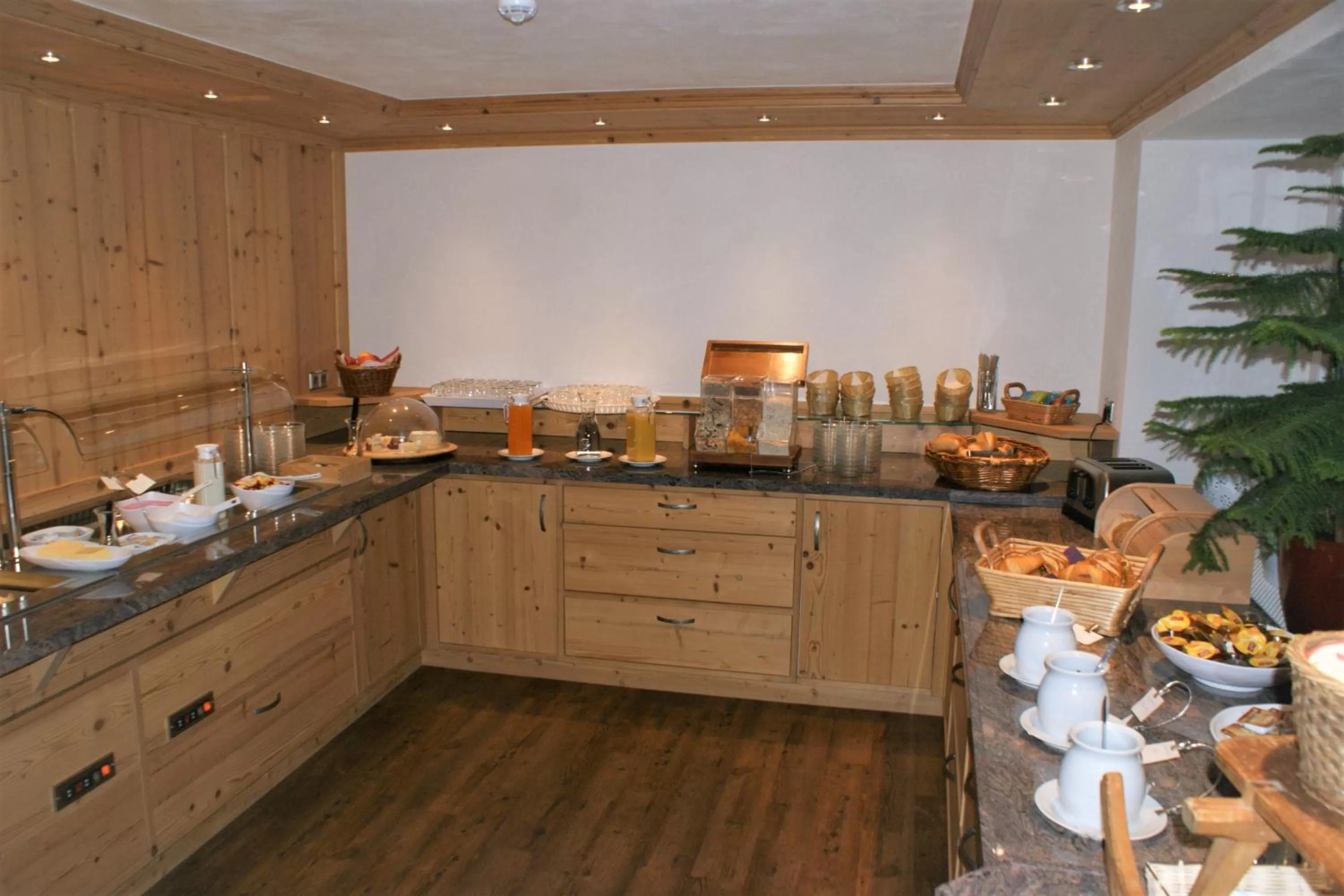 Food and drinks in ZUR TRAUBE Schwarzwaldhotel & Restaurant am Titisee