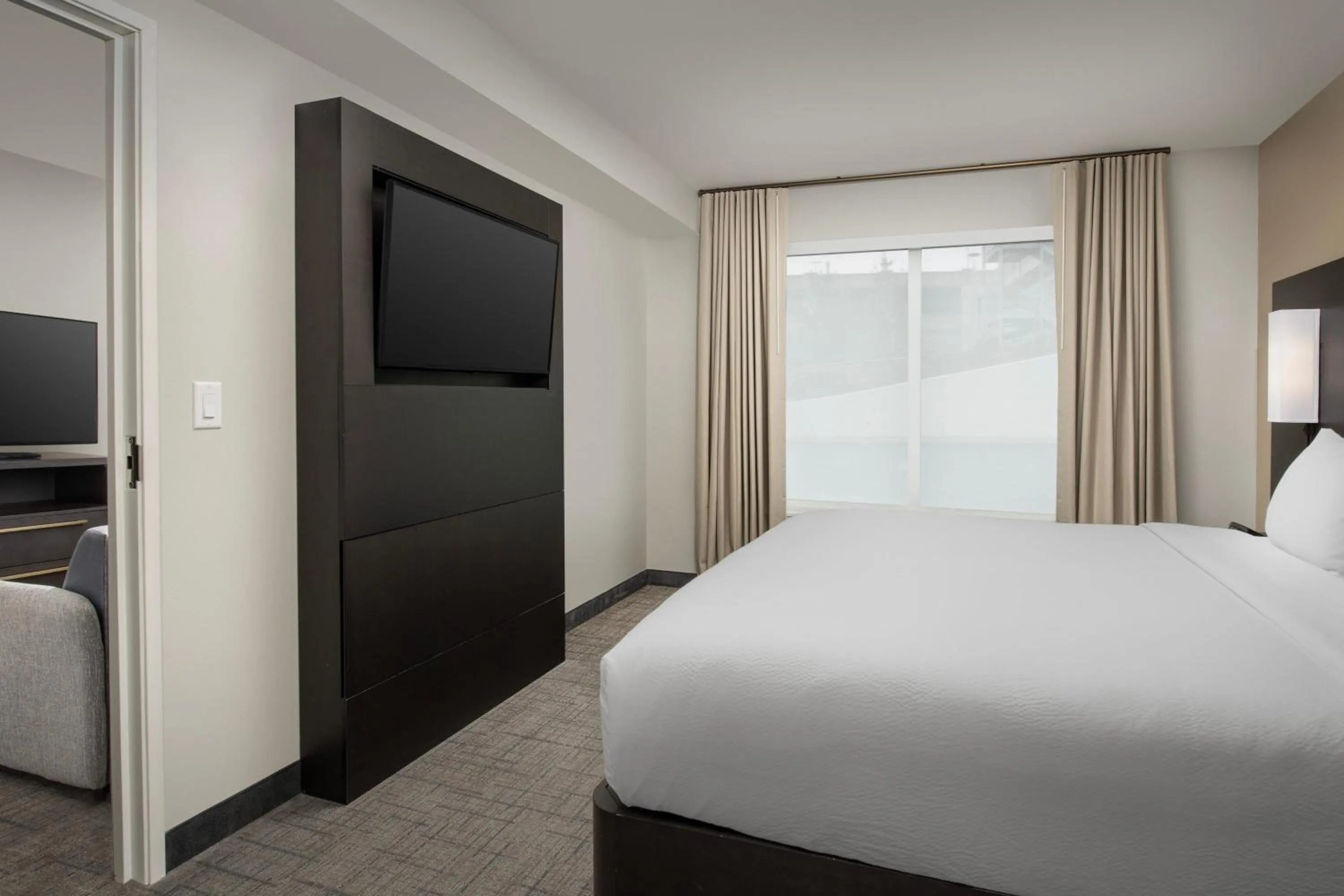 Bedroom, Bed in Residence Inn by Marriott Portland Clackamas