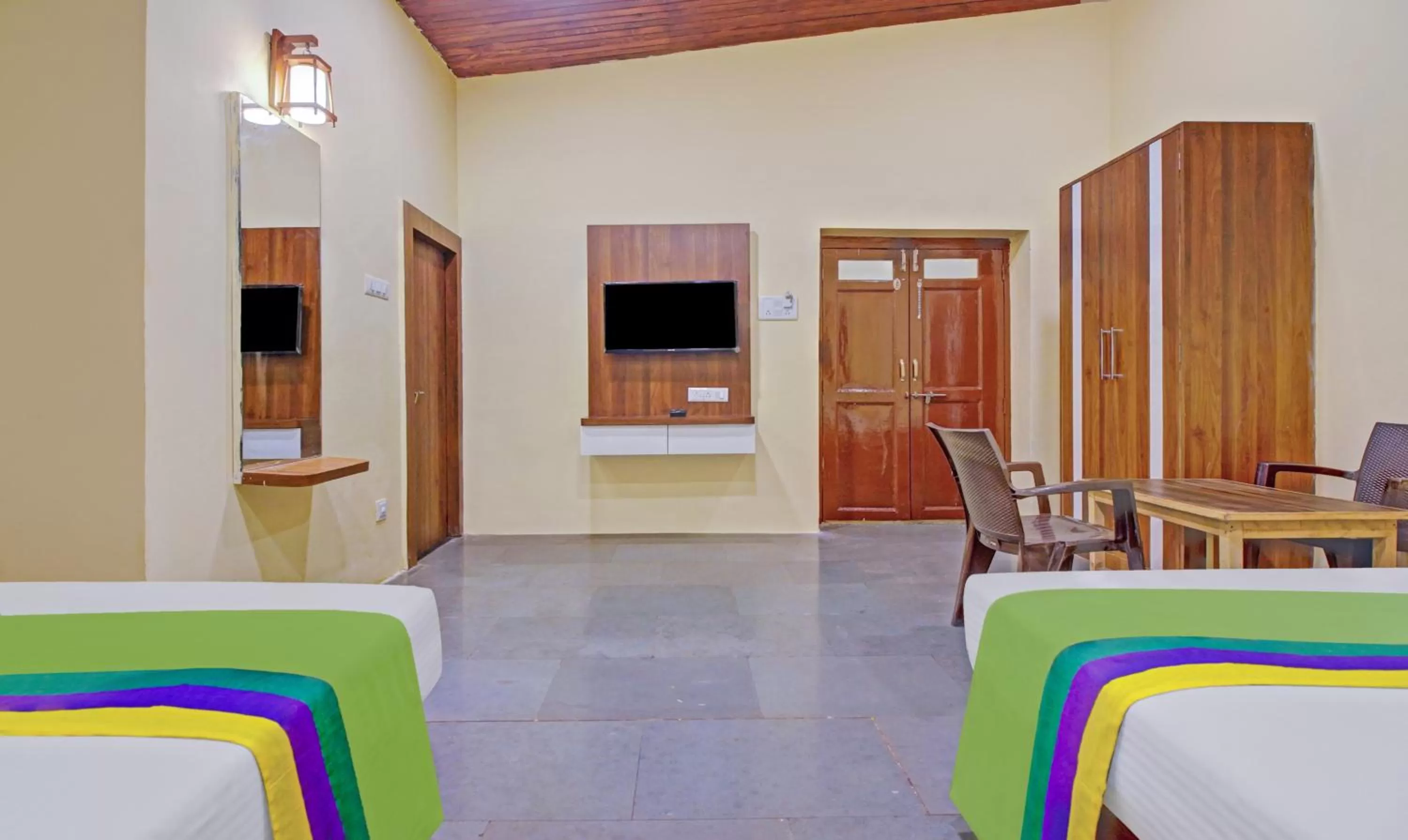 Seating Area in Treebo Trend Shalimar In The Forest Matheran