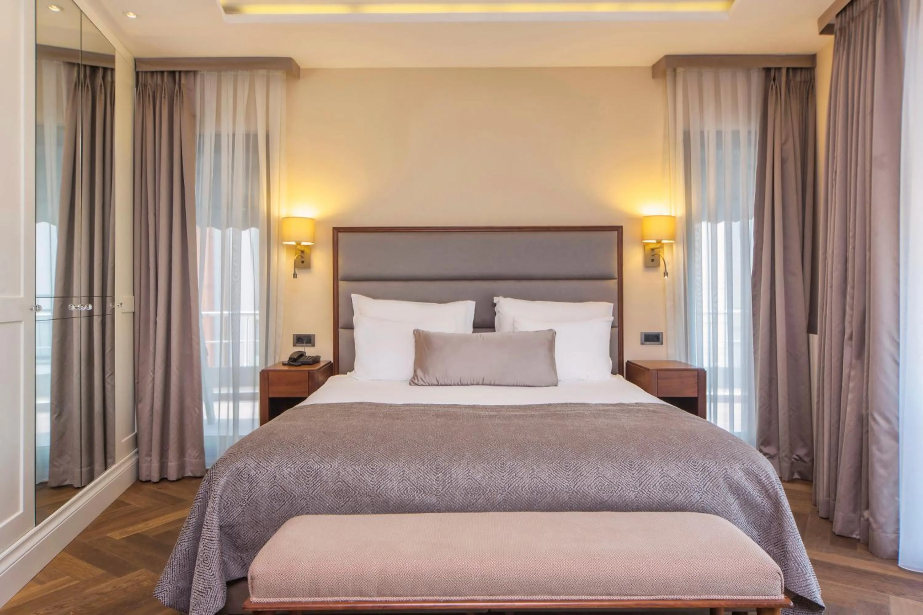 Toilet, Bed in Hotel Morione & Spa Center