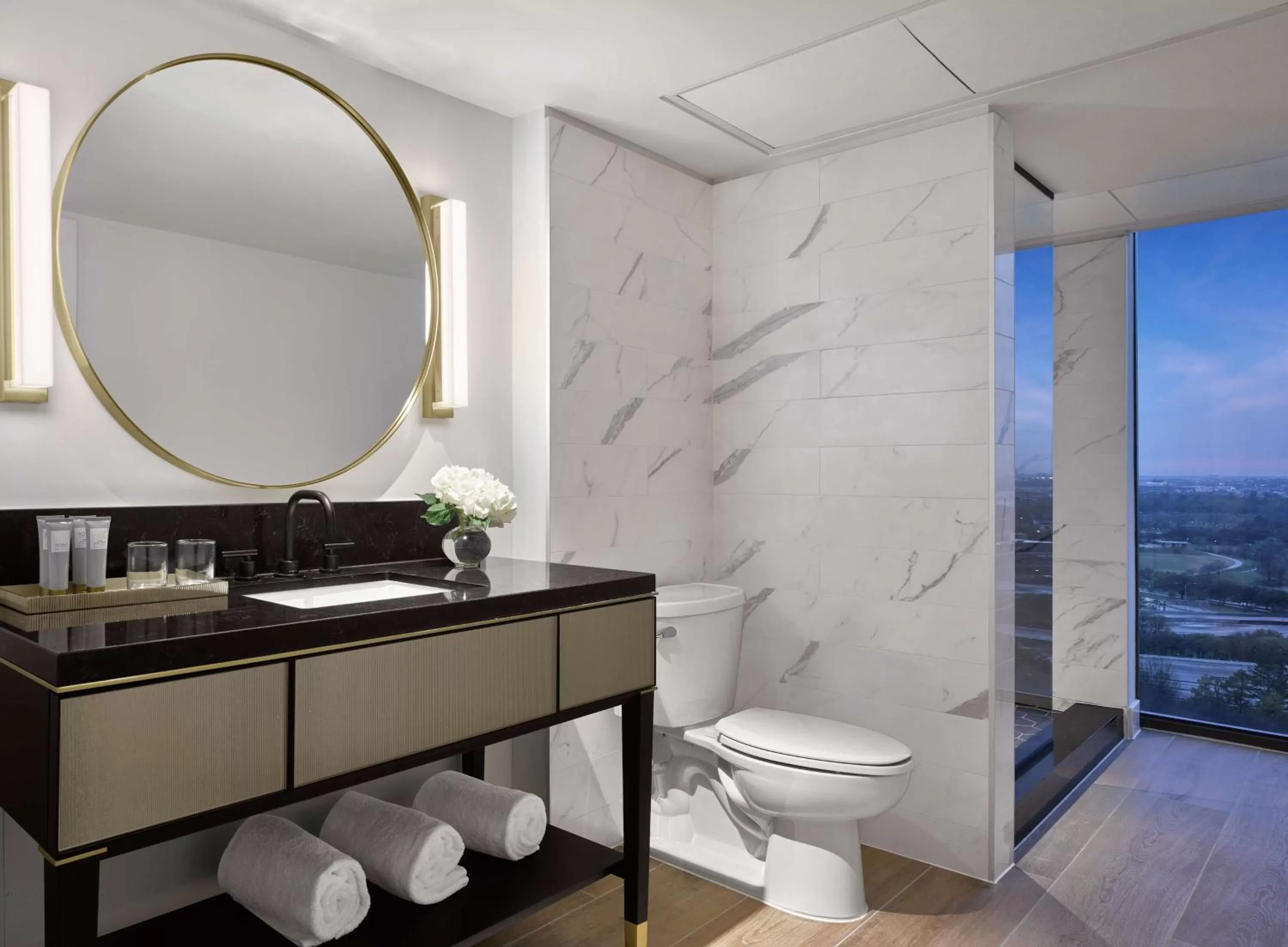Bathroom in C. Baldwin, Curio Collection by Hilton