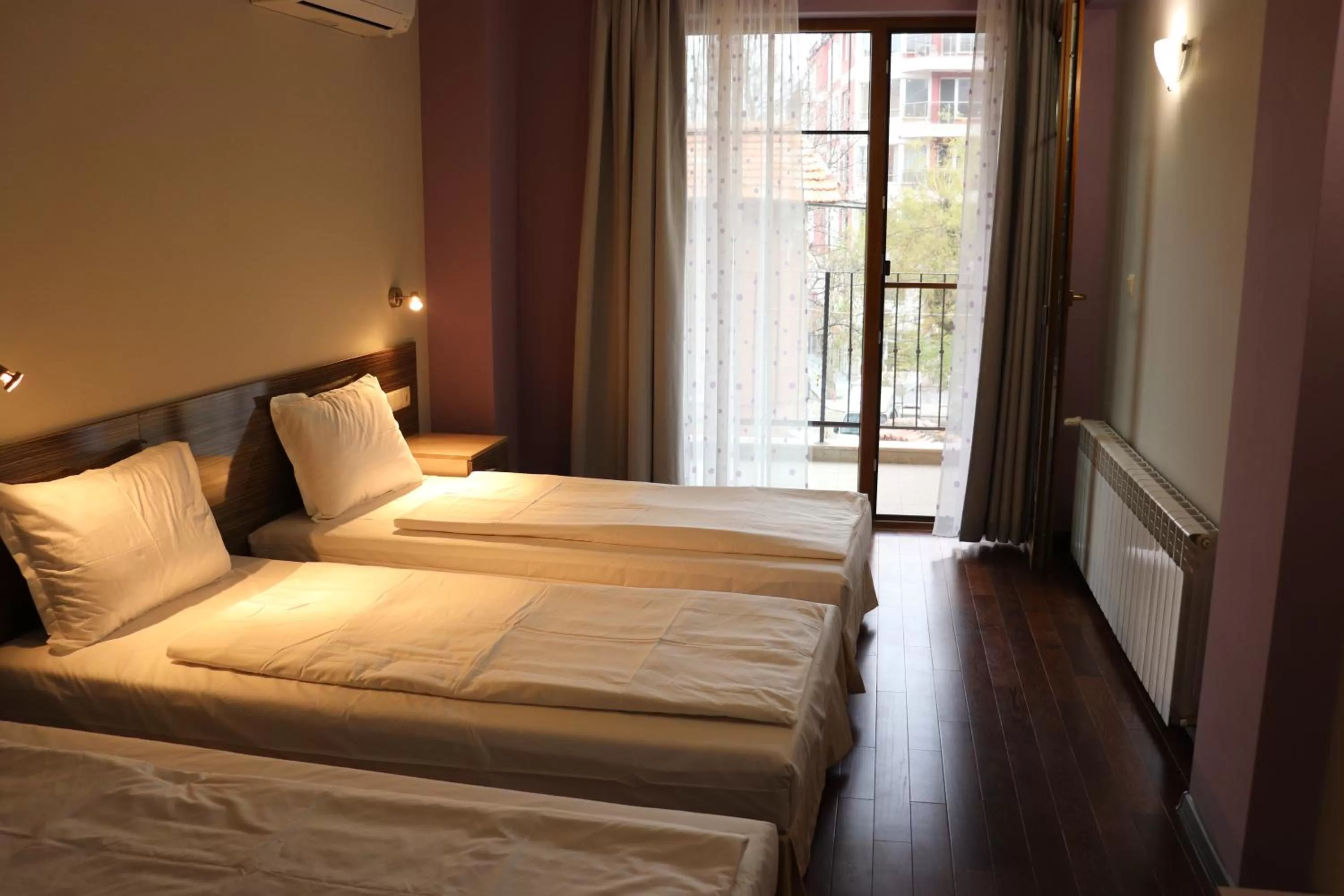 Bed in Roots Hotel and Wine Bar