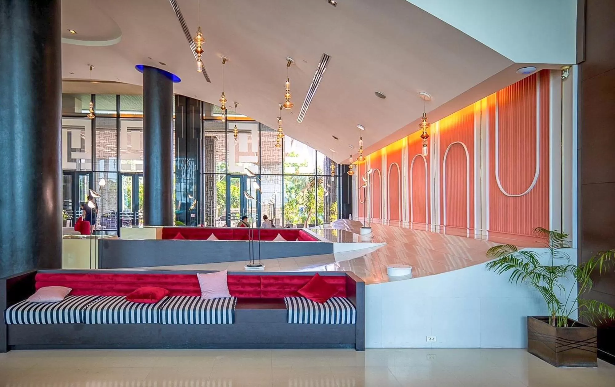 Lobby or reception, Bed in The Zign Hotel