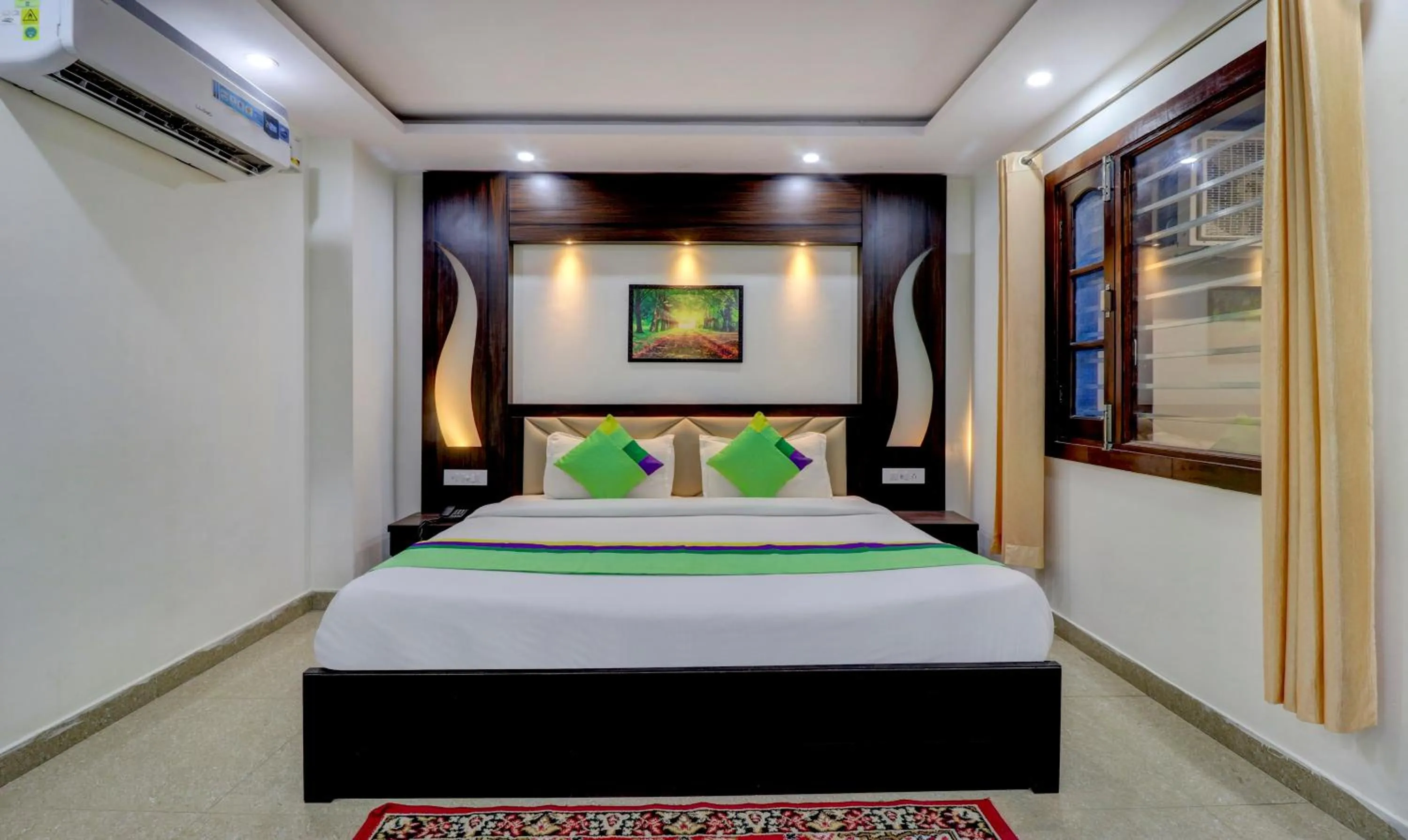 Bedroom, Bed in Itsy Hotels NV, Tapovan