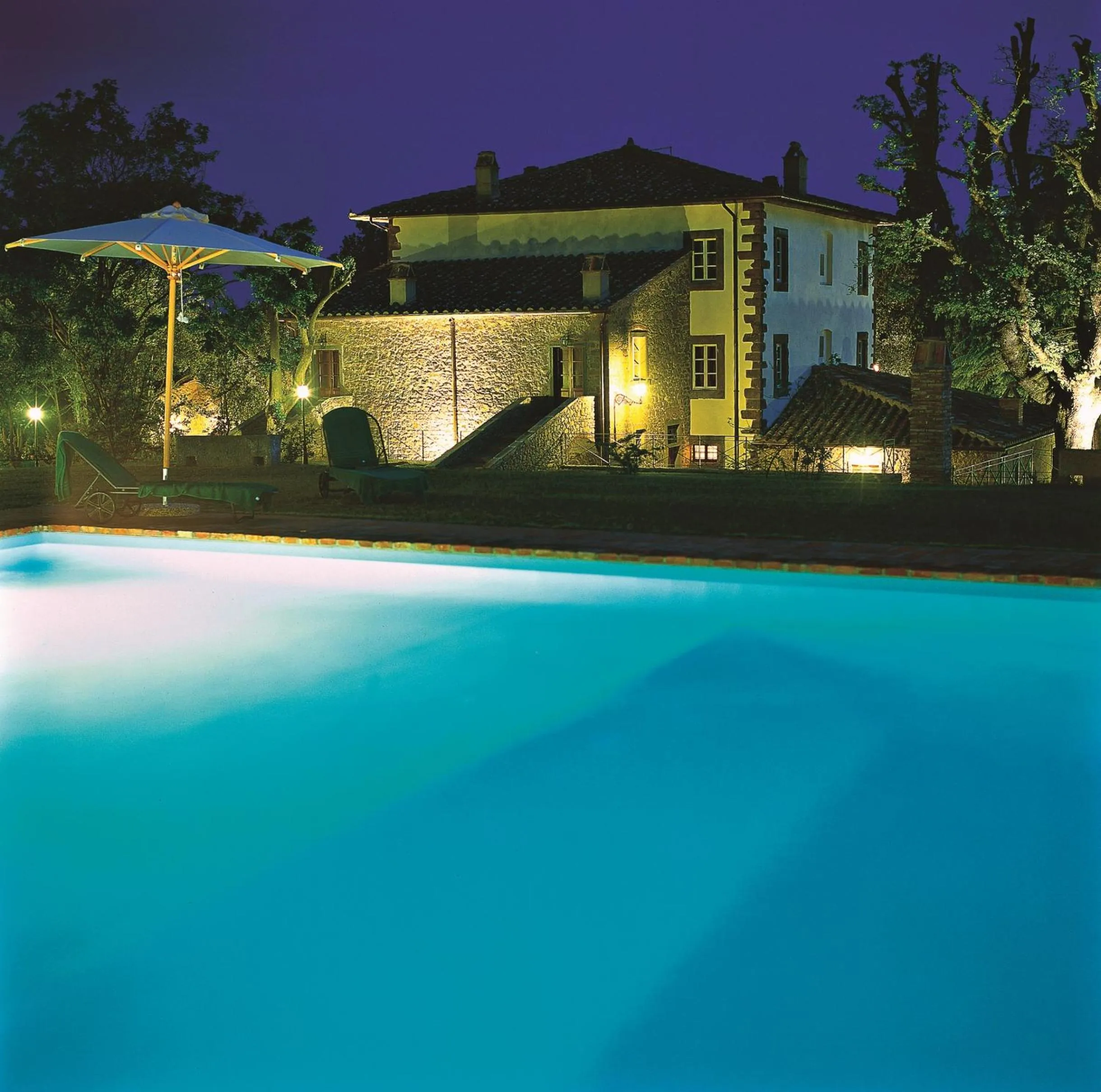 Swimming pool in Relais Villa Baldelli