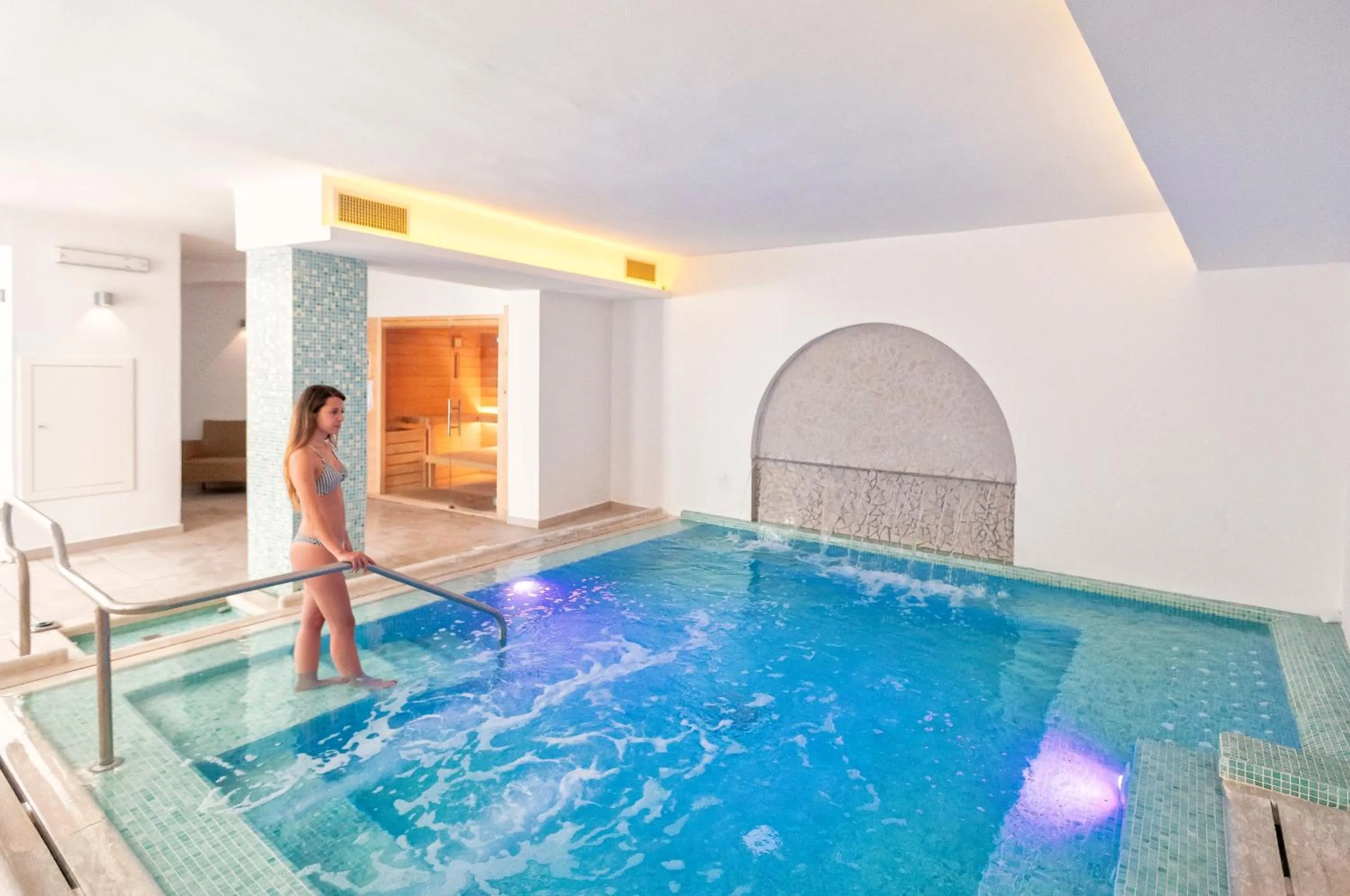 Hot Tub in Le Canne Family Resort & Spa