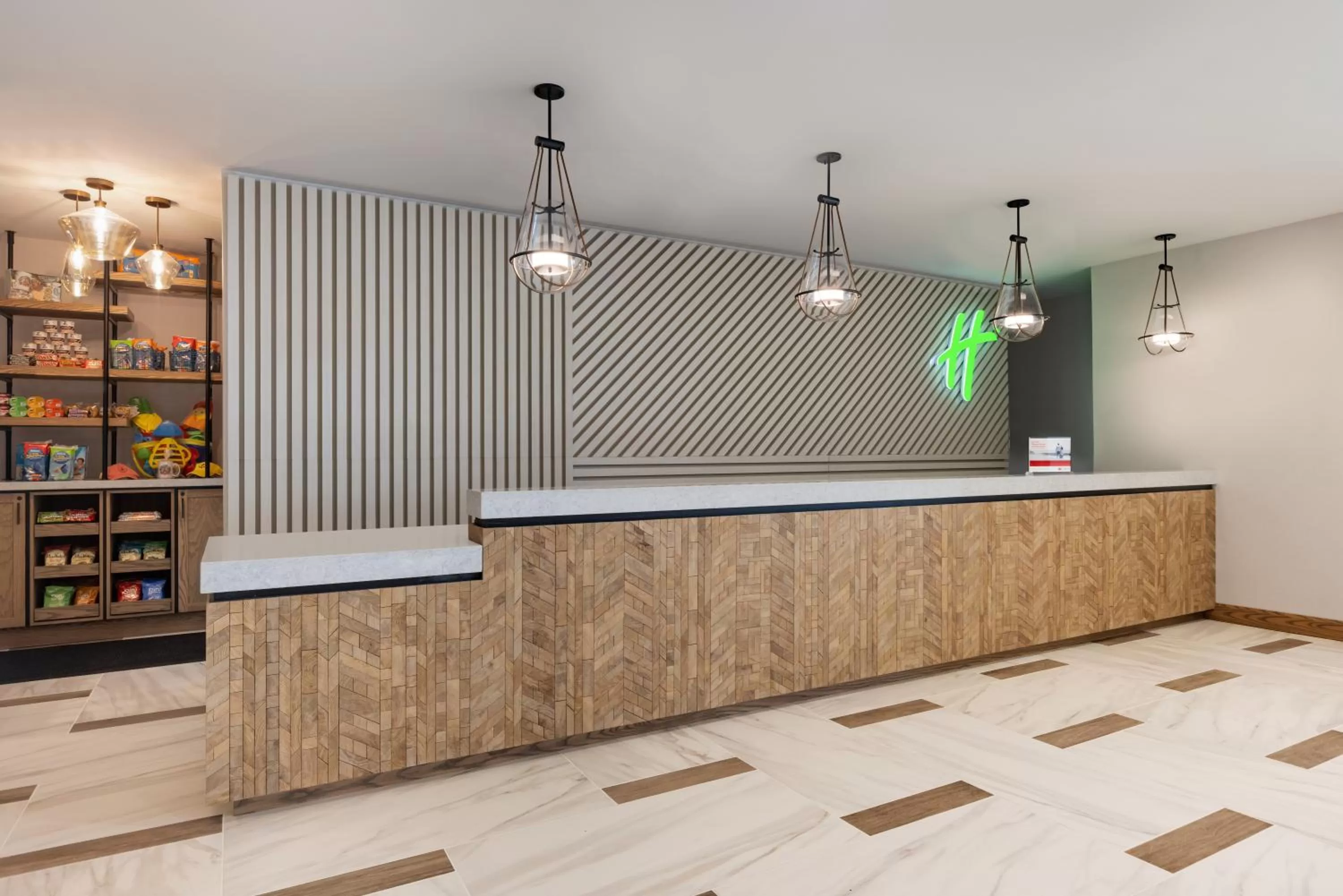 Lobby or reception in Holiday Inn & Suites Ocean City by IHG