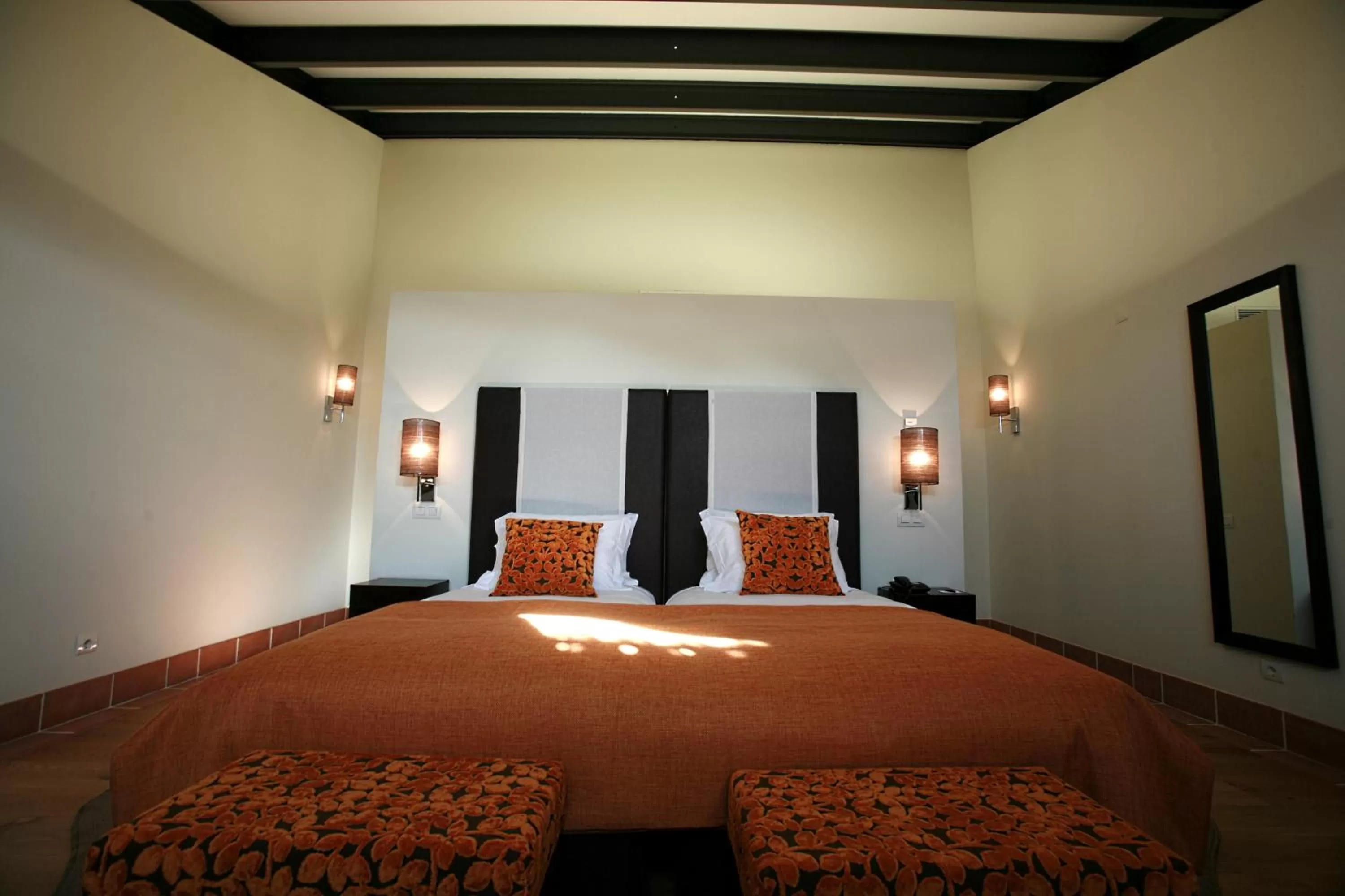 Bed in Hotel Lusitano
