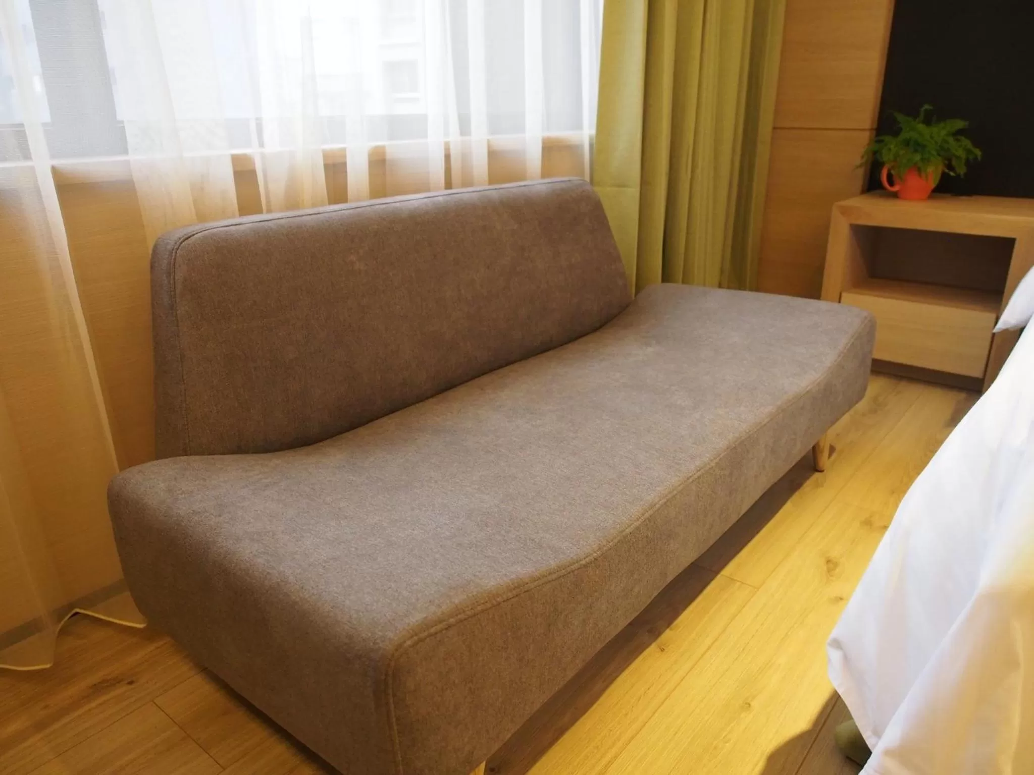 Seating area in Hotel R14