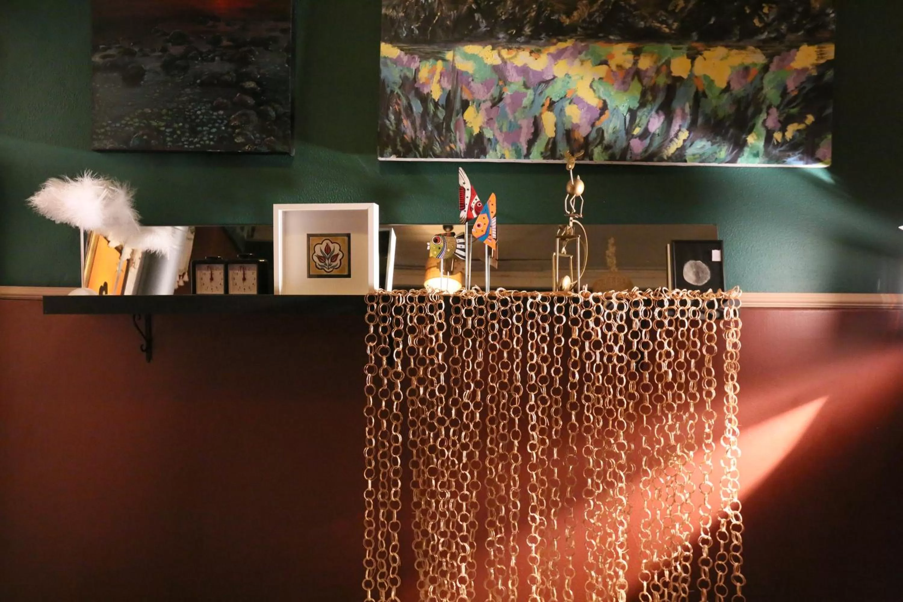 Decorative detail in Lavender Otel