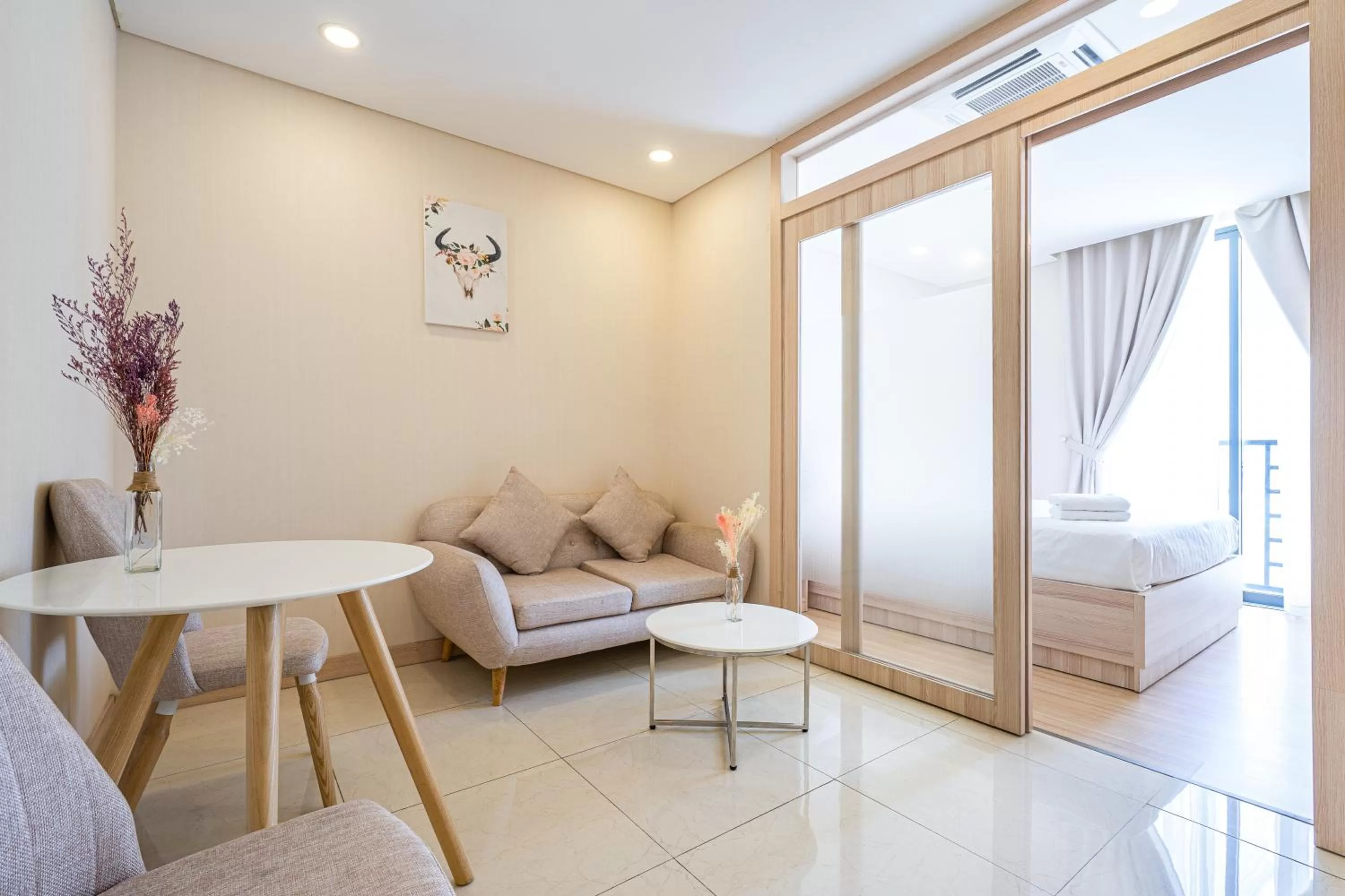 Seating Area in Luxy Park Hotel & Apartments - Notre Dame