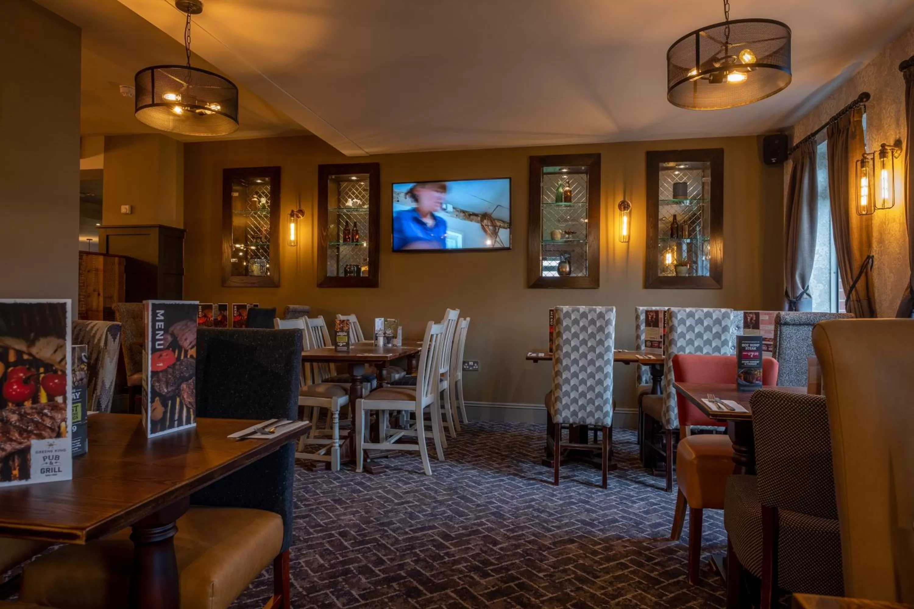 Restaurant/places to eat in The Churchill By Greene King Inns