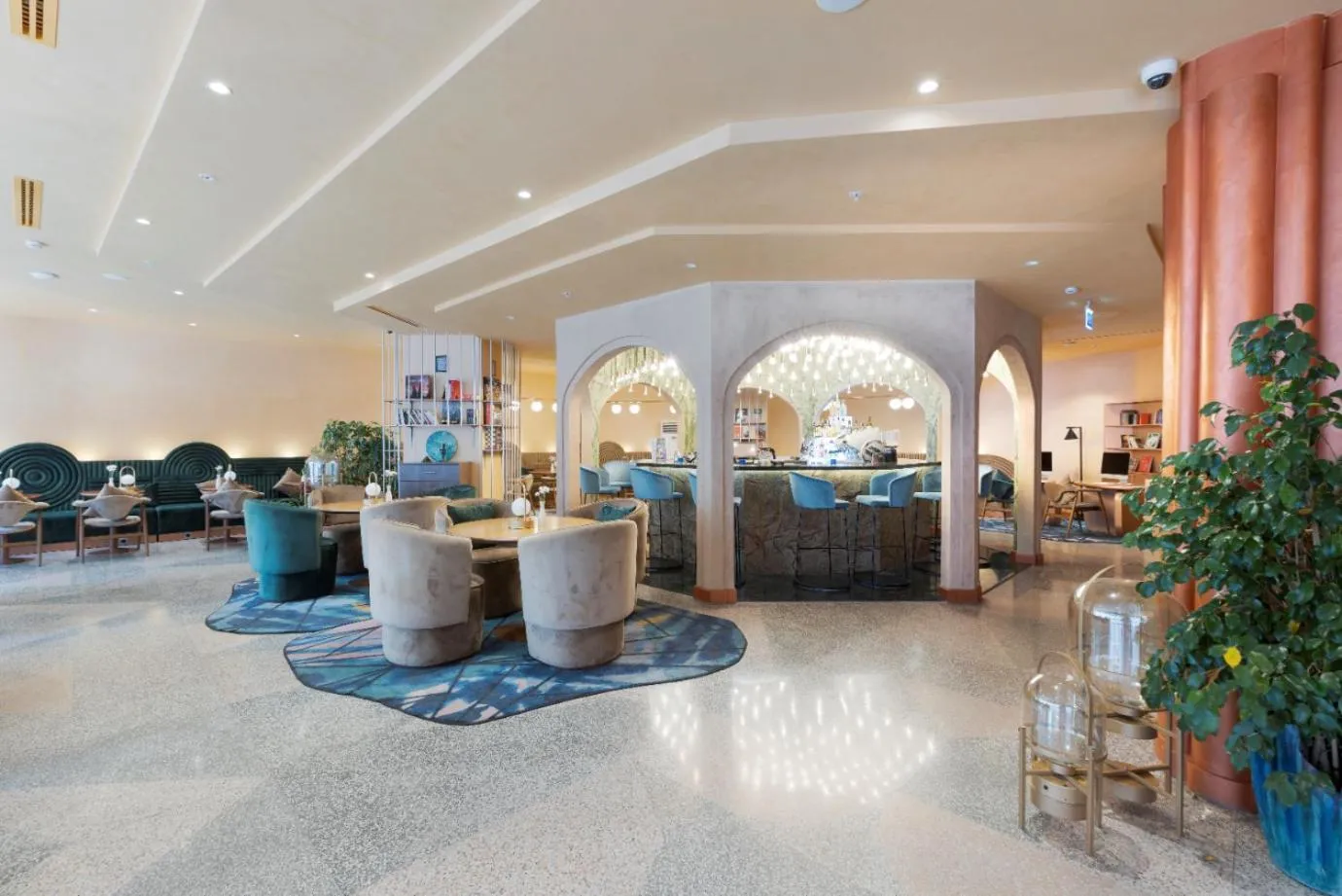 Living room in Mercure Istanbul Bakirkoy