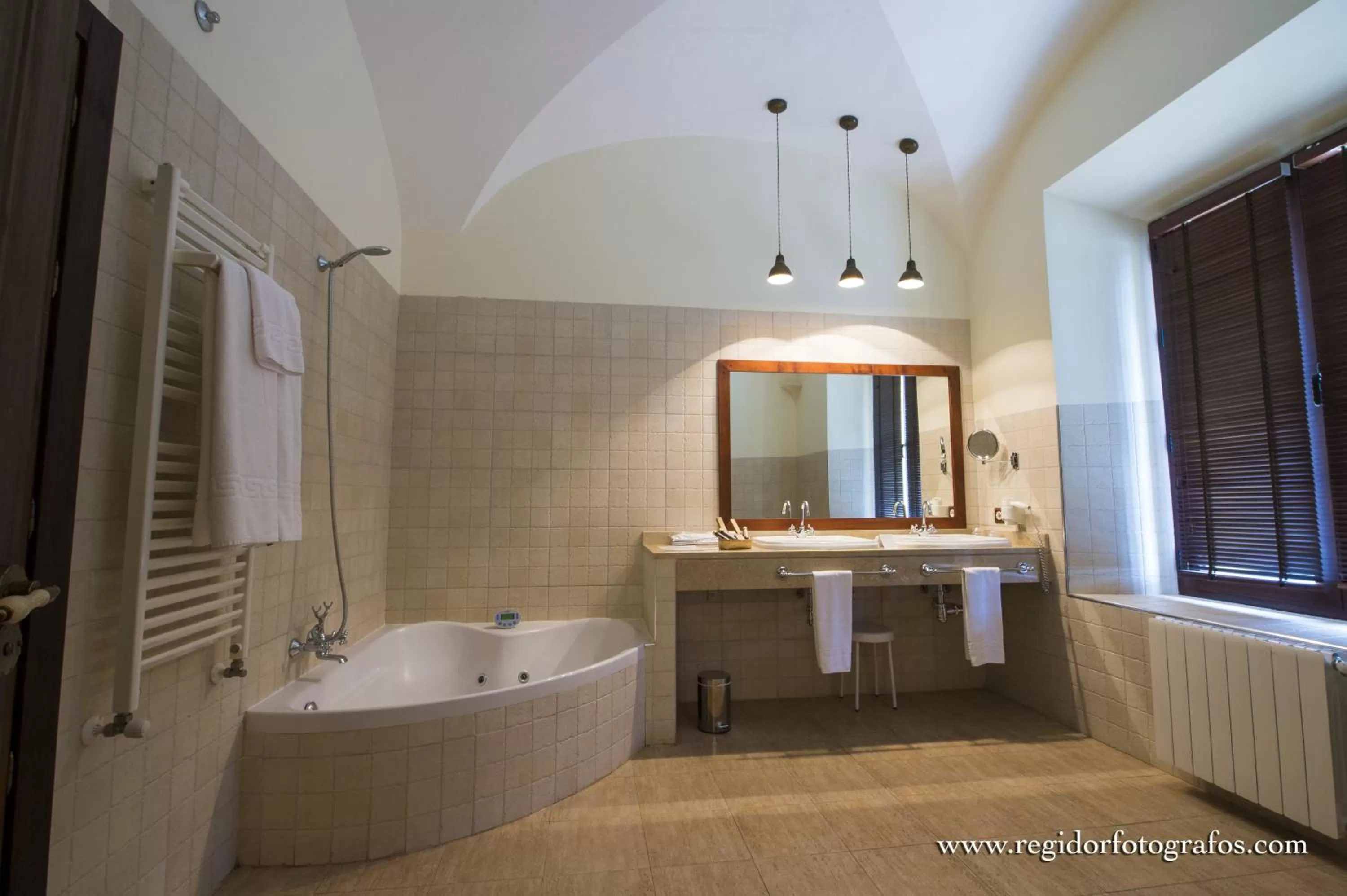 Bathroom in Hospedium Hotel Cortijo Santa Cruz