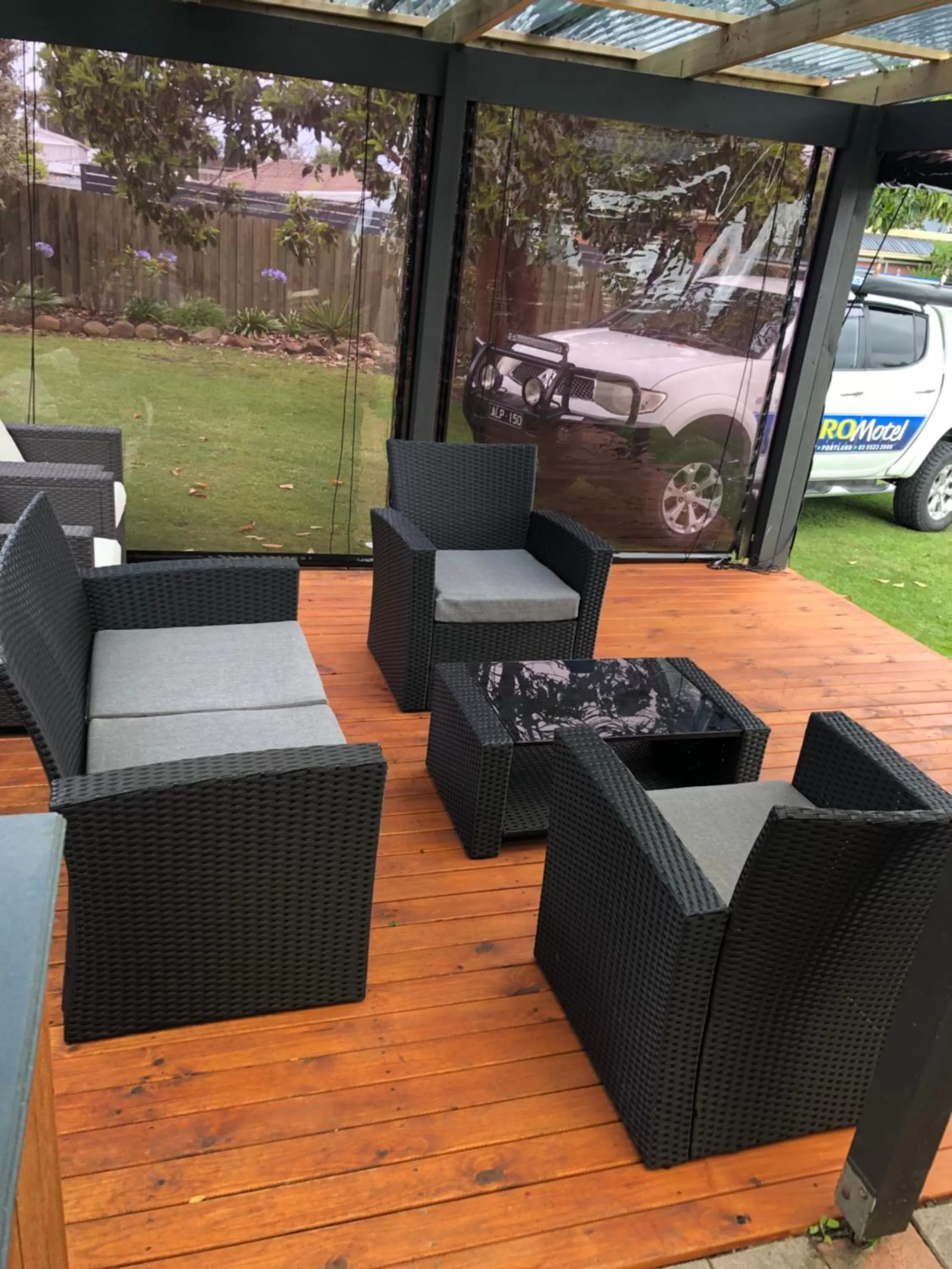 BBQ facilities in Portland Retro Motel