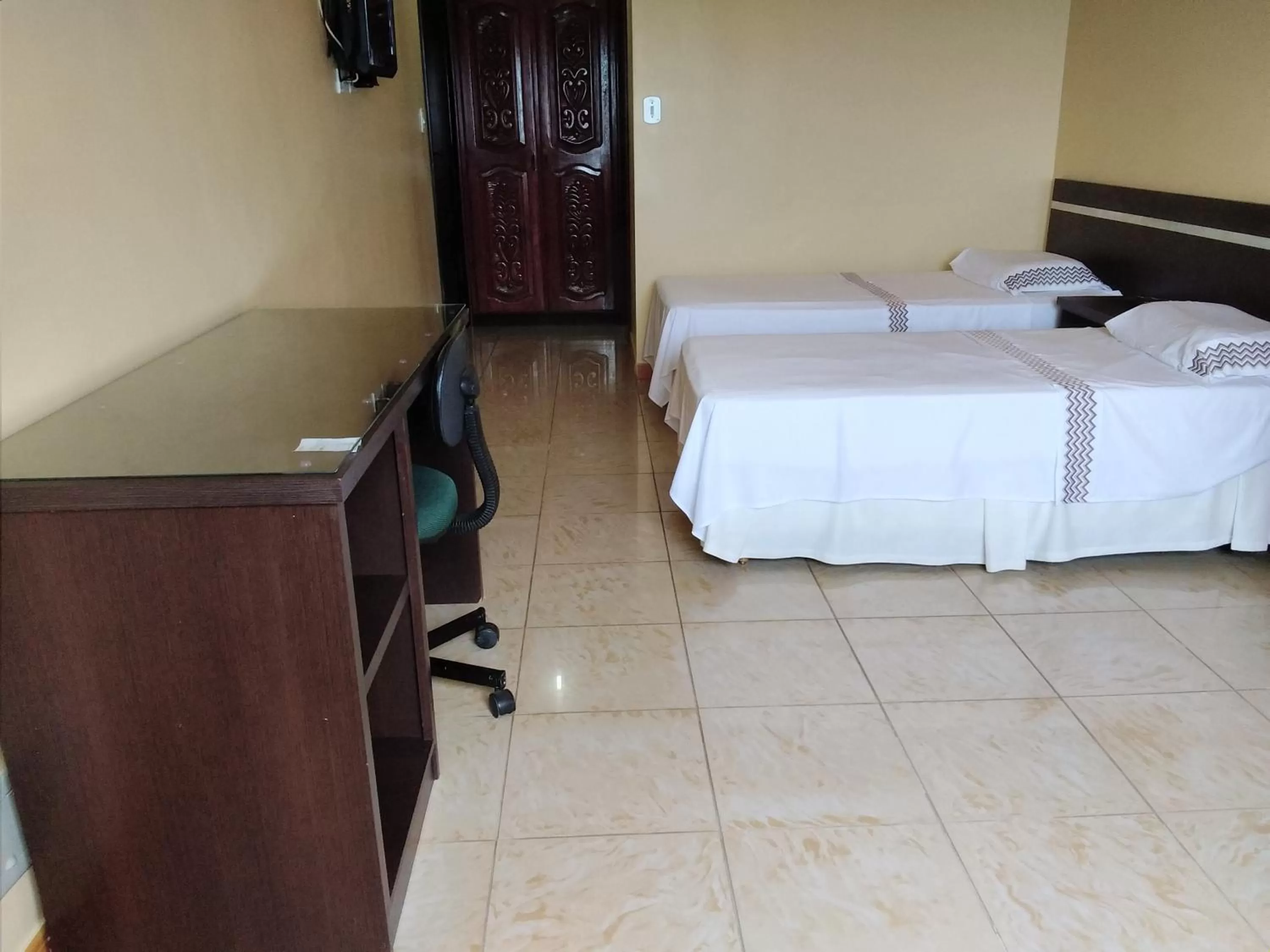 Family, Bed in Hotel Saint Paul 01 Flat