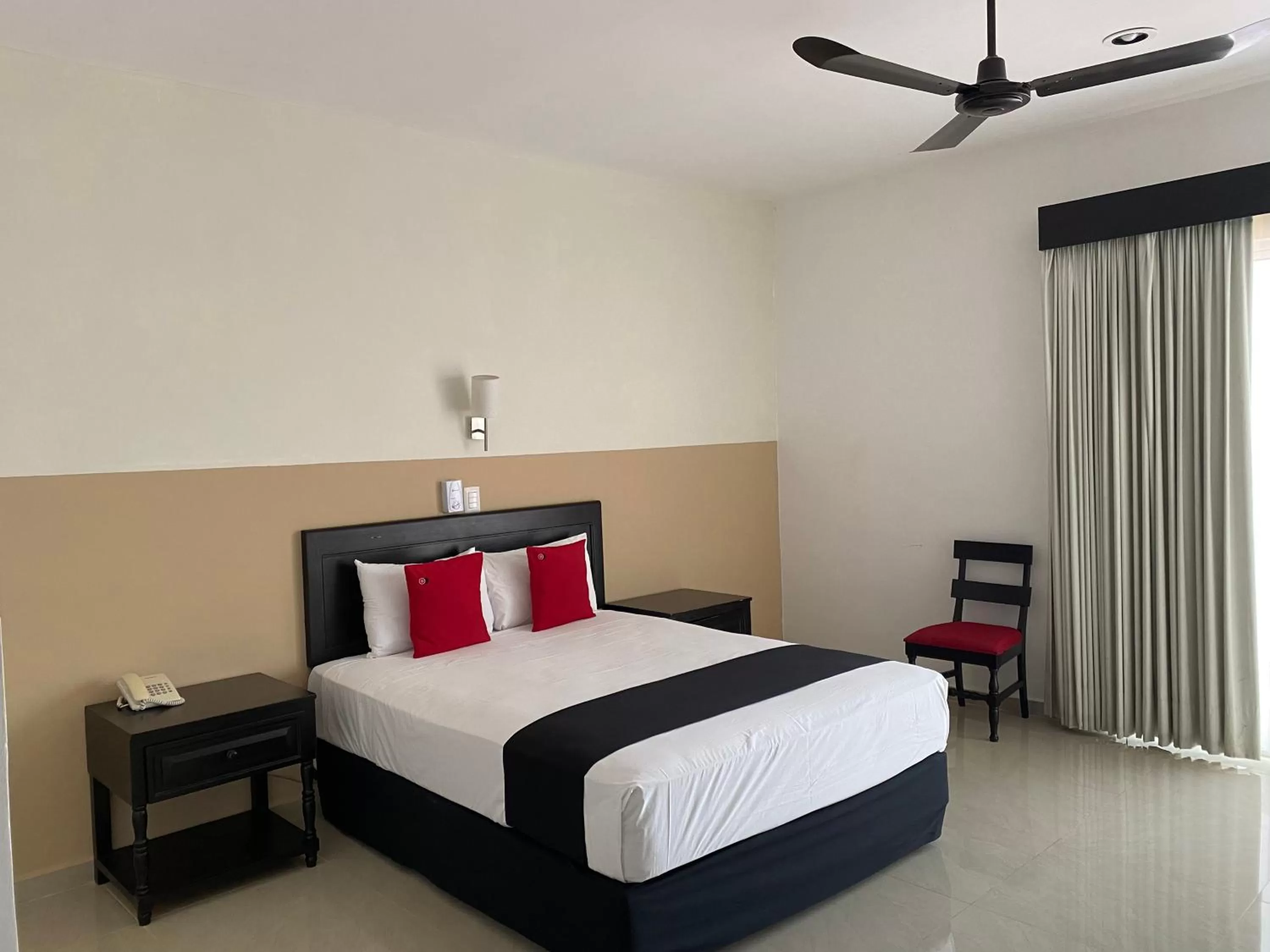 Bed in Hotel Siglo 21 Merida