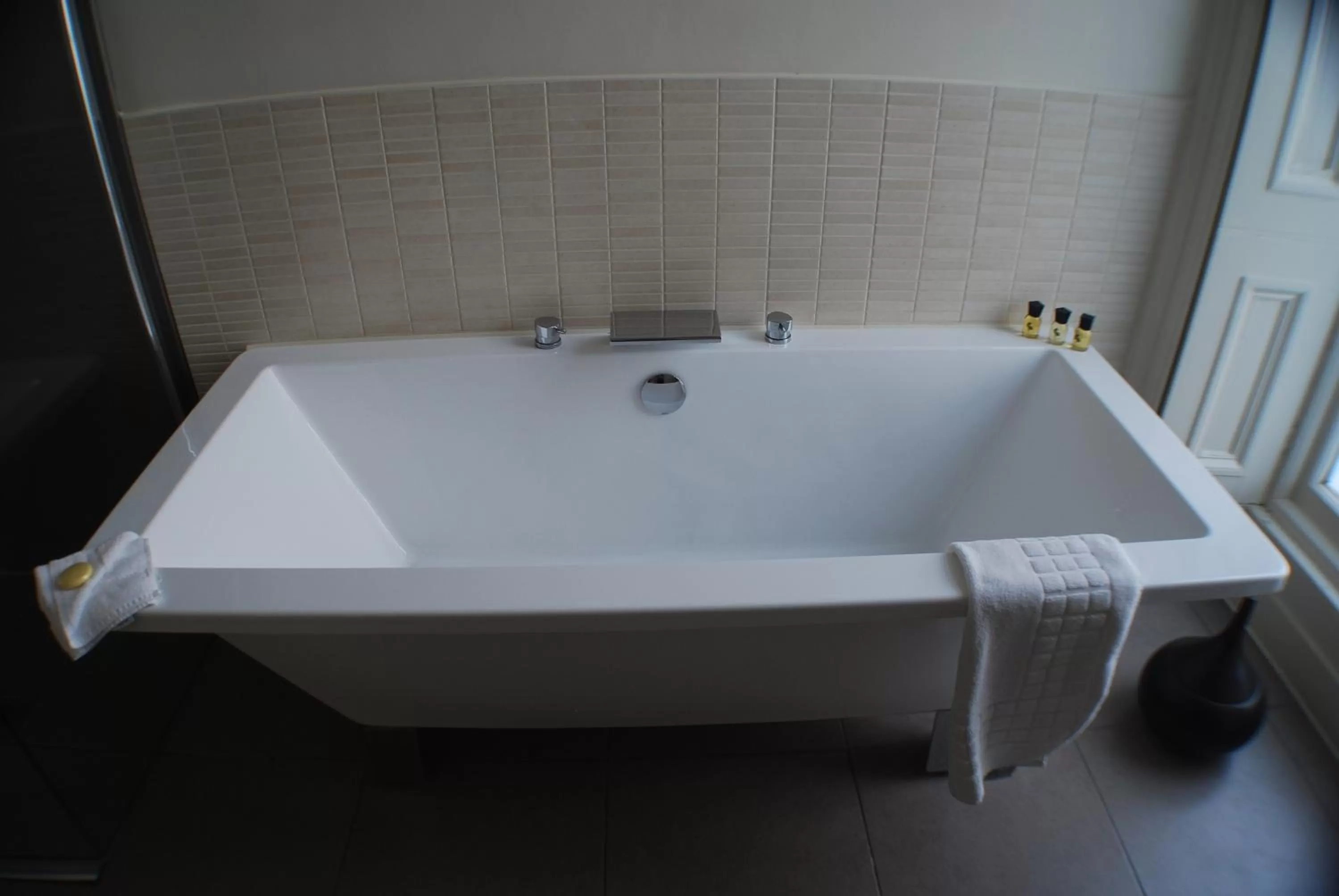 Bathroom in The Salisbury Hotel