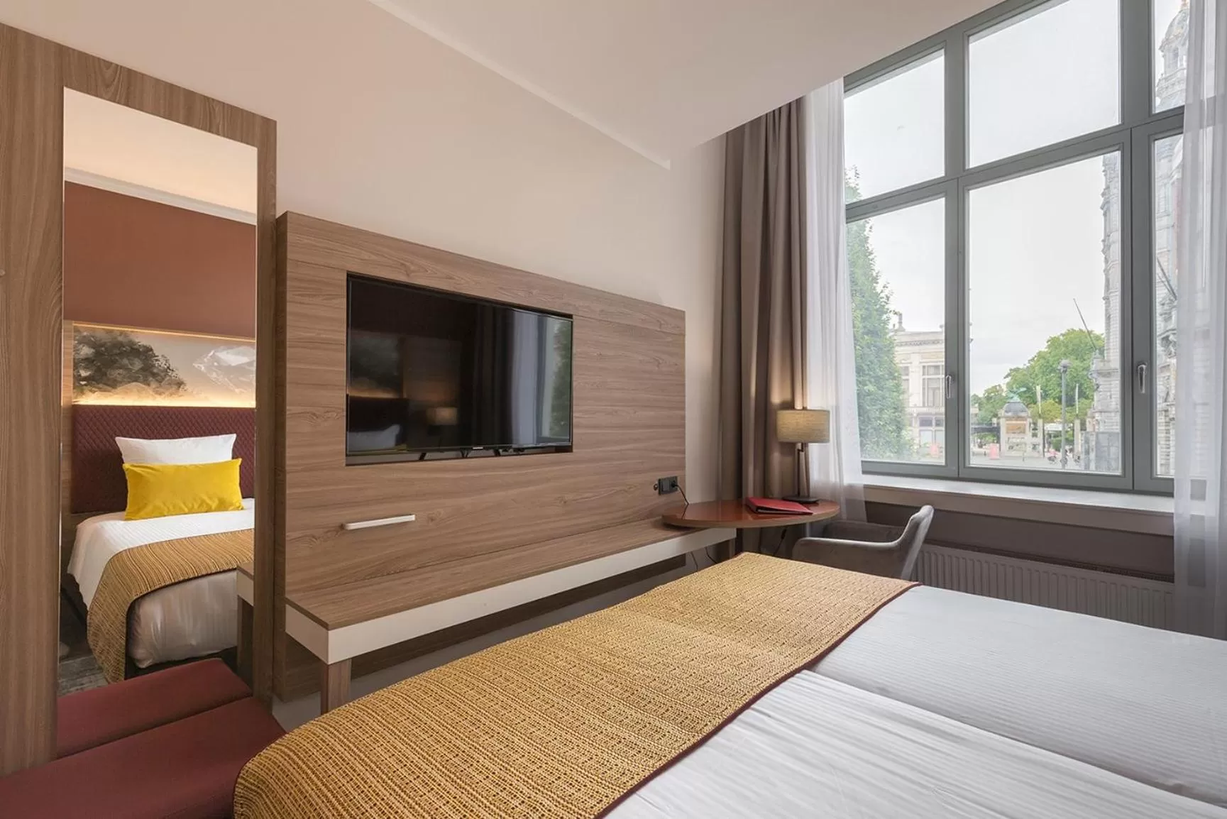 Photo of the whole room, Bed in Leonardo Hotel Antwerpen