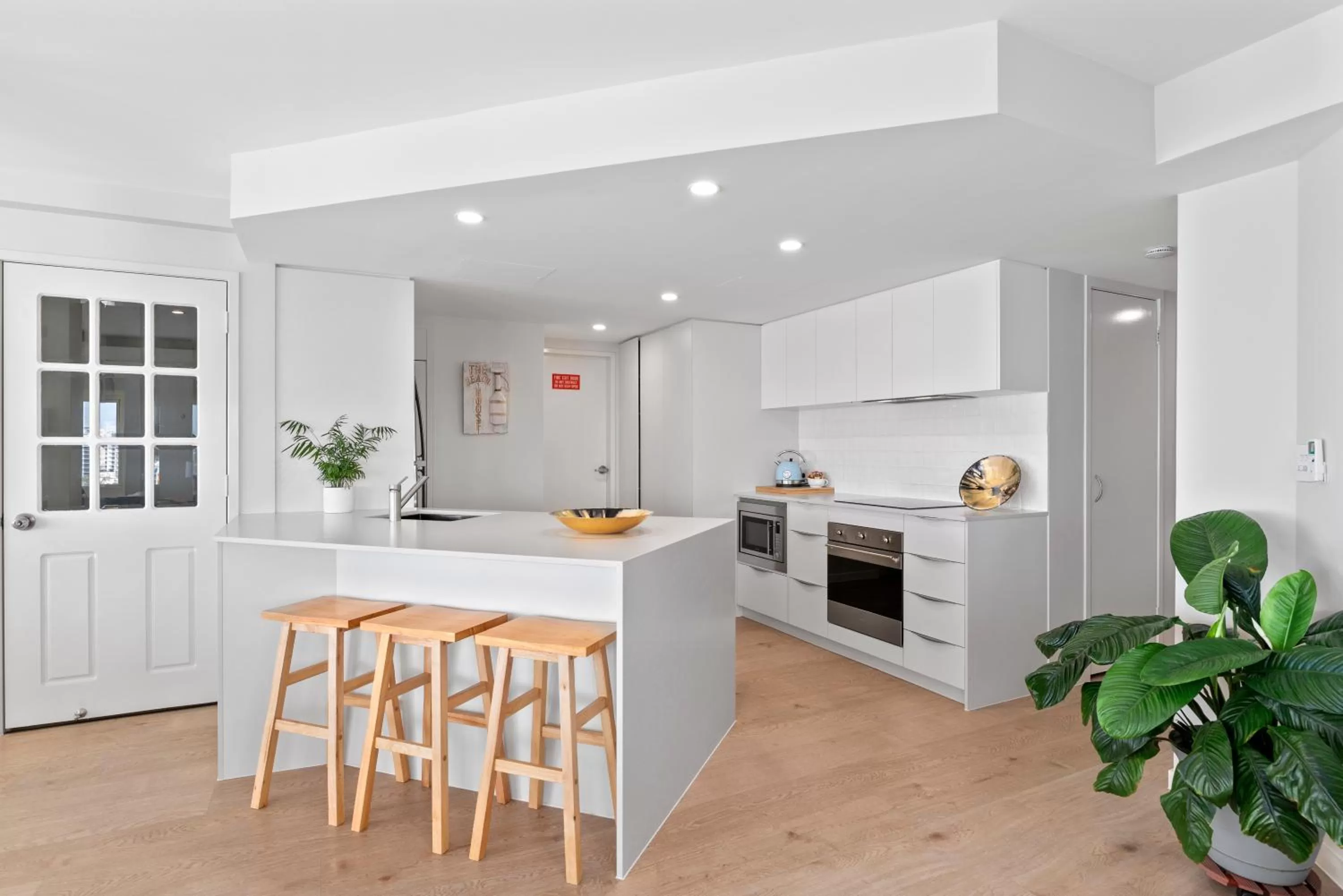 Kitchen or kitchenette in 84 The Spit Holiday Apartments