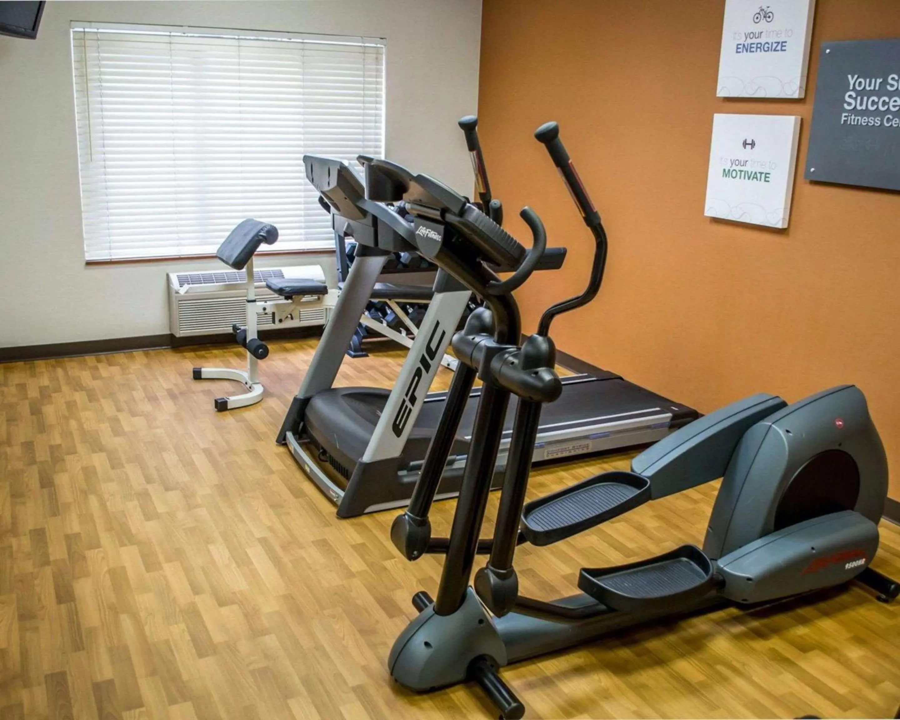 Fitness centre/facilities in Comfort Suites Portland Southwest