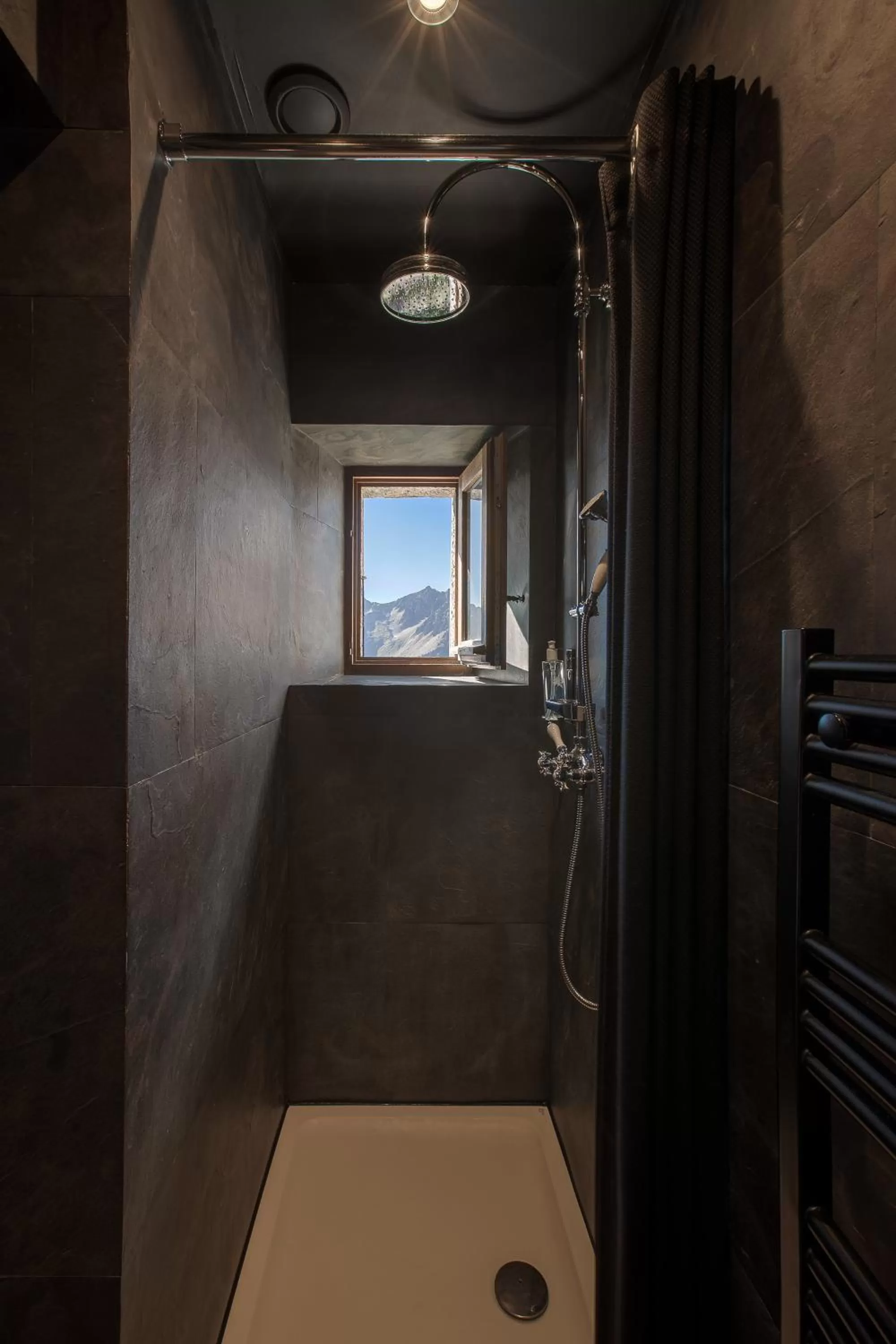 Bathroom in Refuge du Montenvers