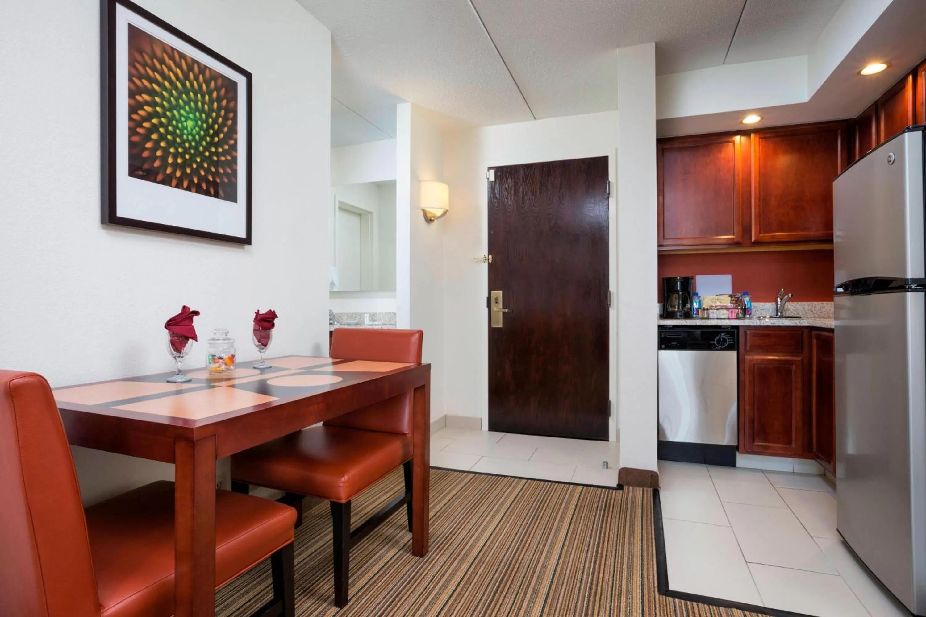 Kitchen or kitchenette in Residence Inn by Marriott Minneapolis Edina
