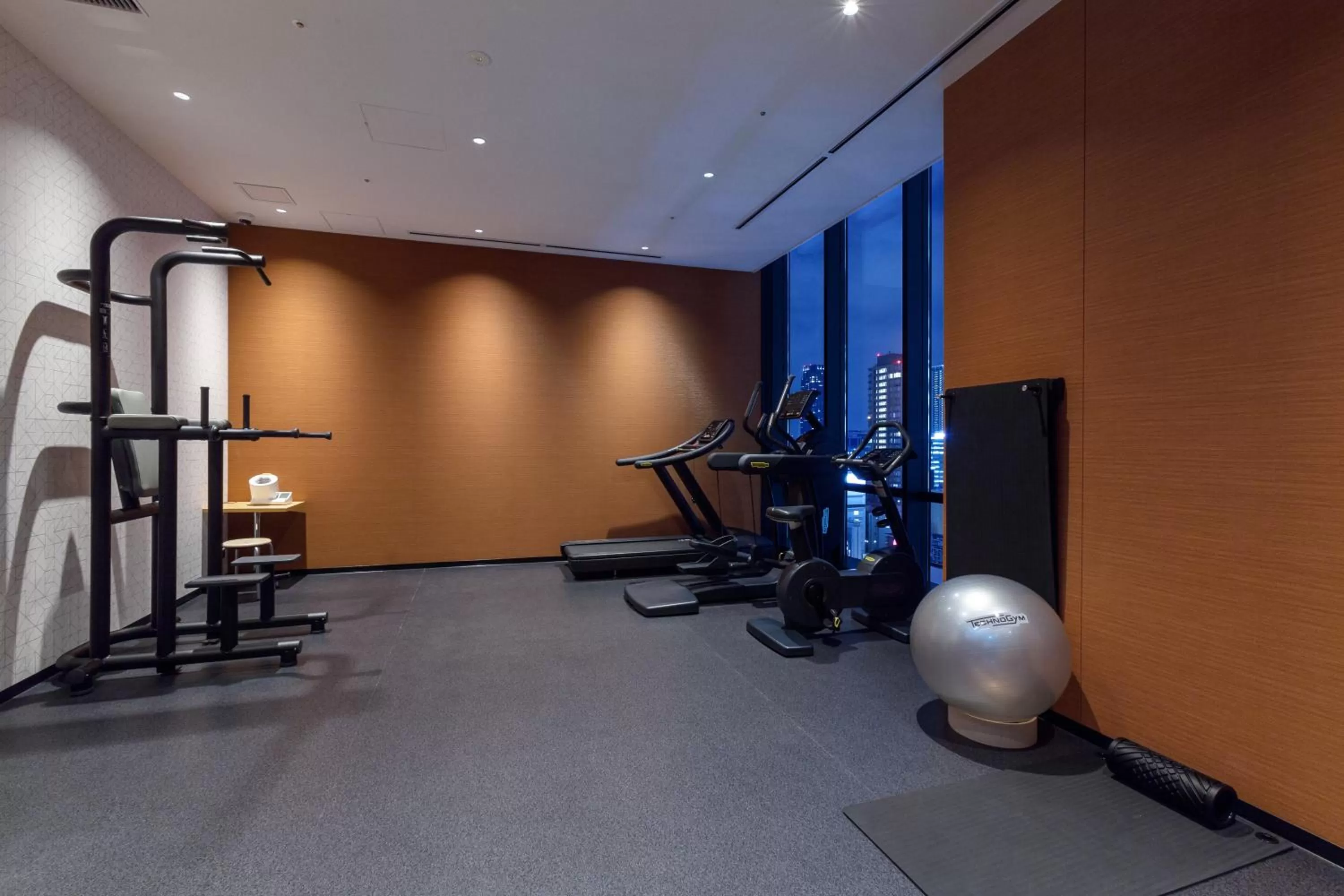 Fitness centre/facilities in Osaka Excel Hotel Tokyu