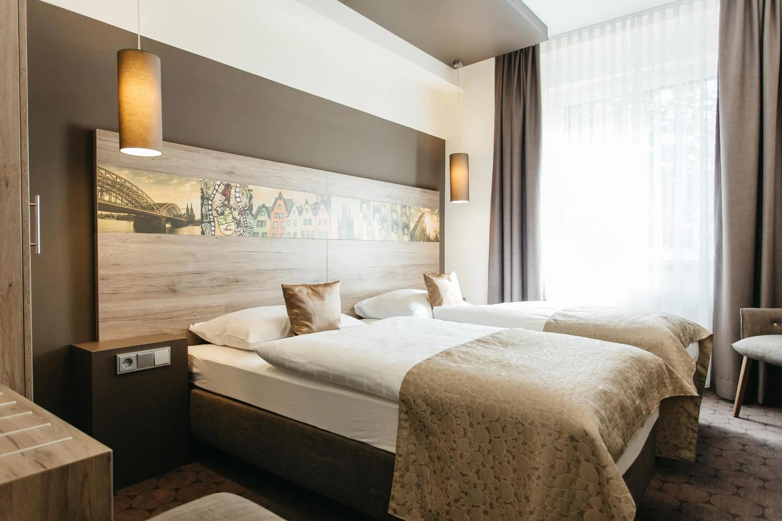 Day, Bed in Hotel Sion