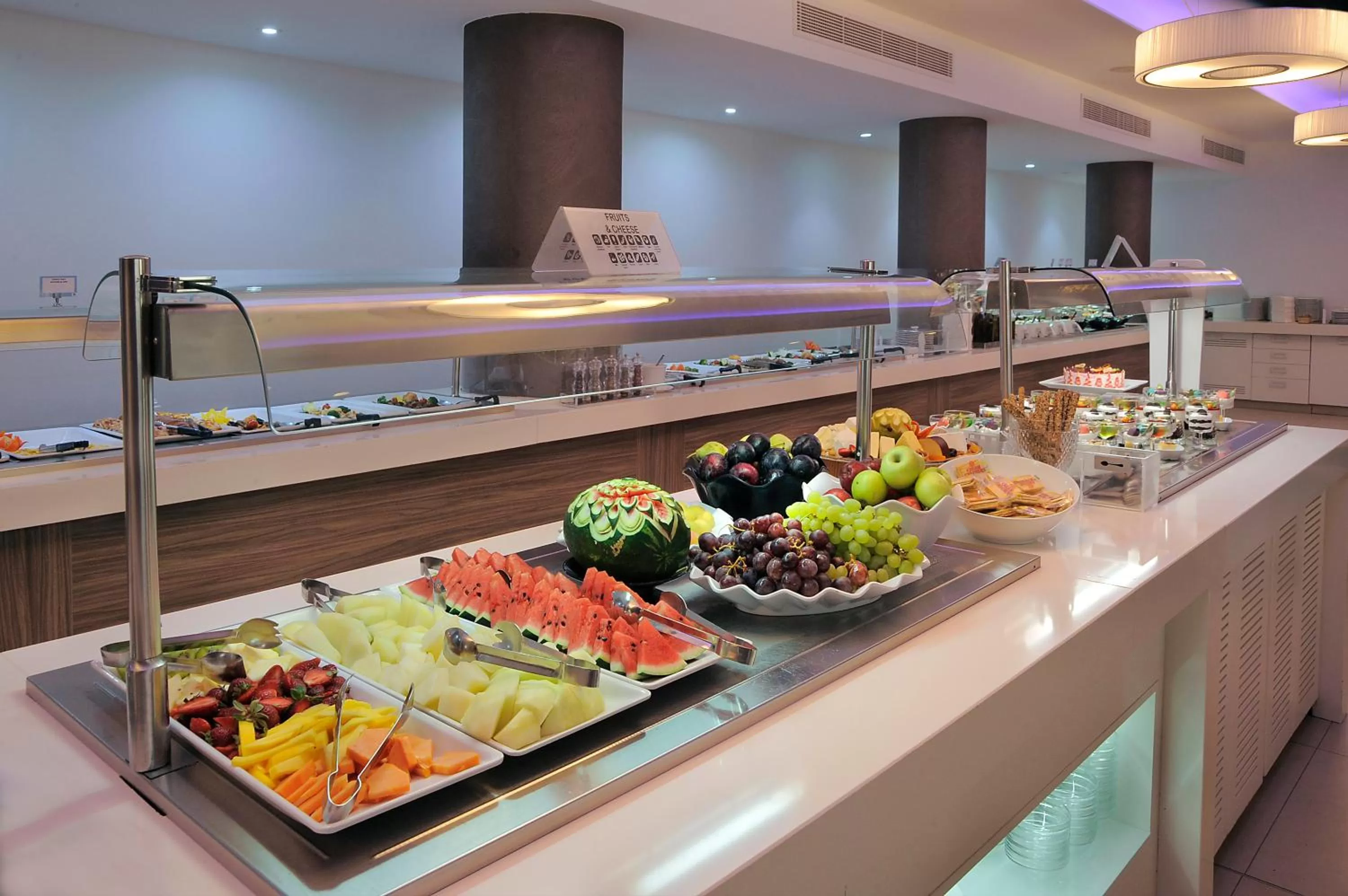 Food in Nestor Hotel