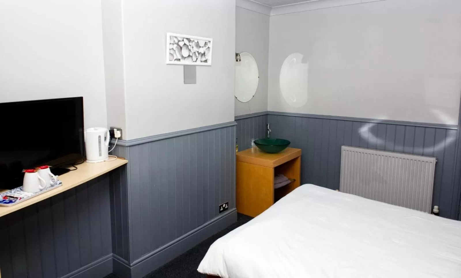 Bed in Mallowview Bed and Breakfast