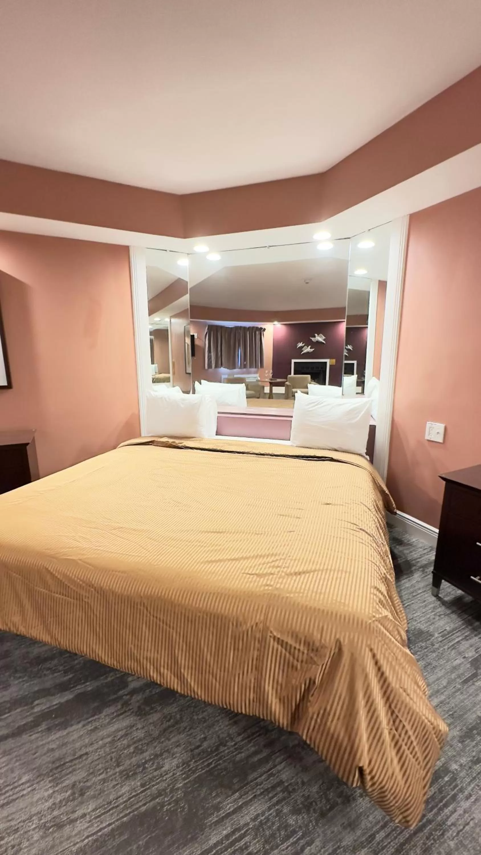 Bed in Inn of the Dove - Romantic Luxury Suites with Jacuzzi & Seasonal Fireplace at Harrisburg-Hershey-Philadelphia, PA