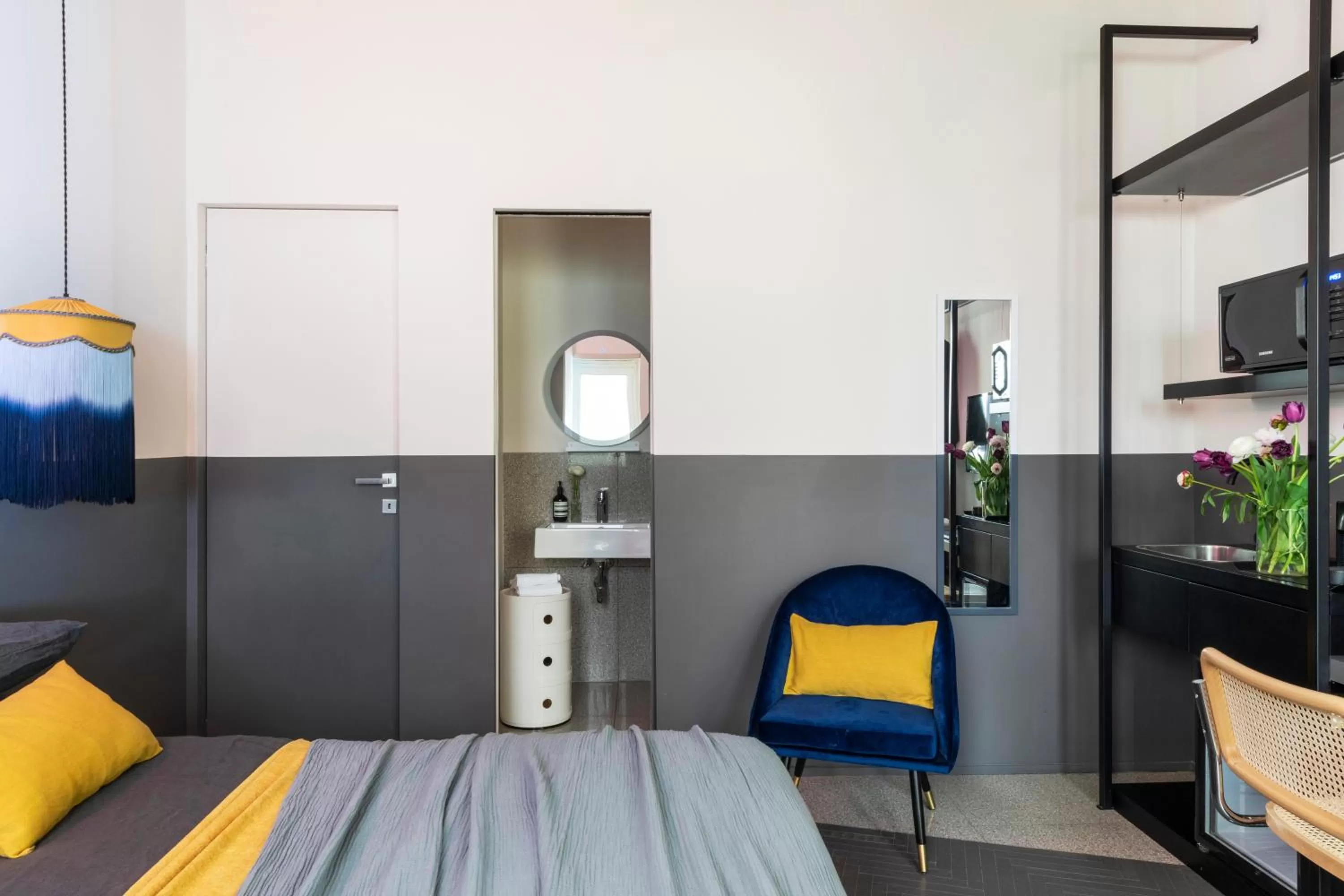 Bedroom, Bed in MARCANTONIO HOME ROME - Vatican -