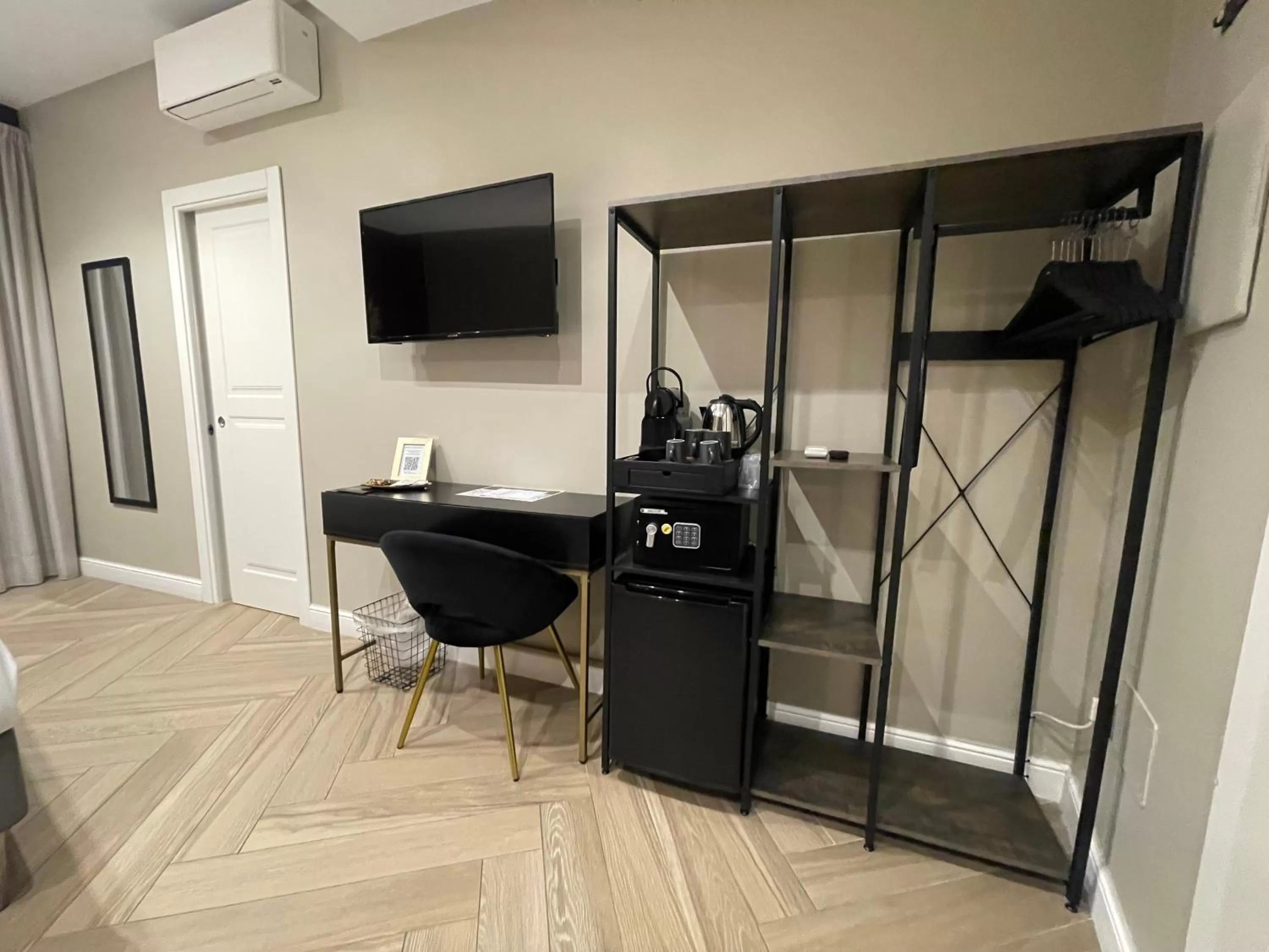 TV and multimedia in Pompeii Central Home