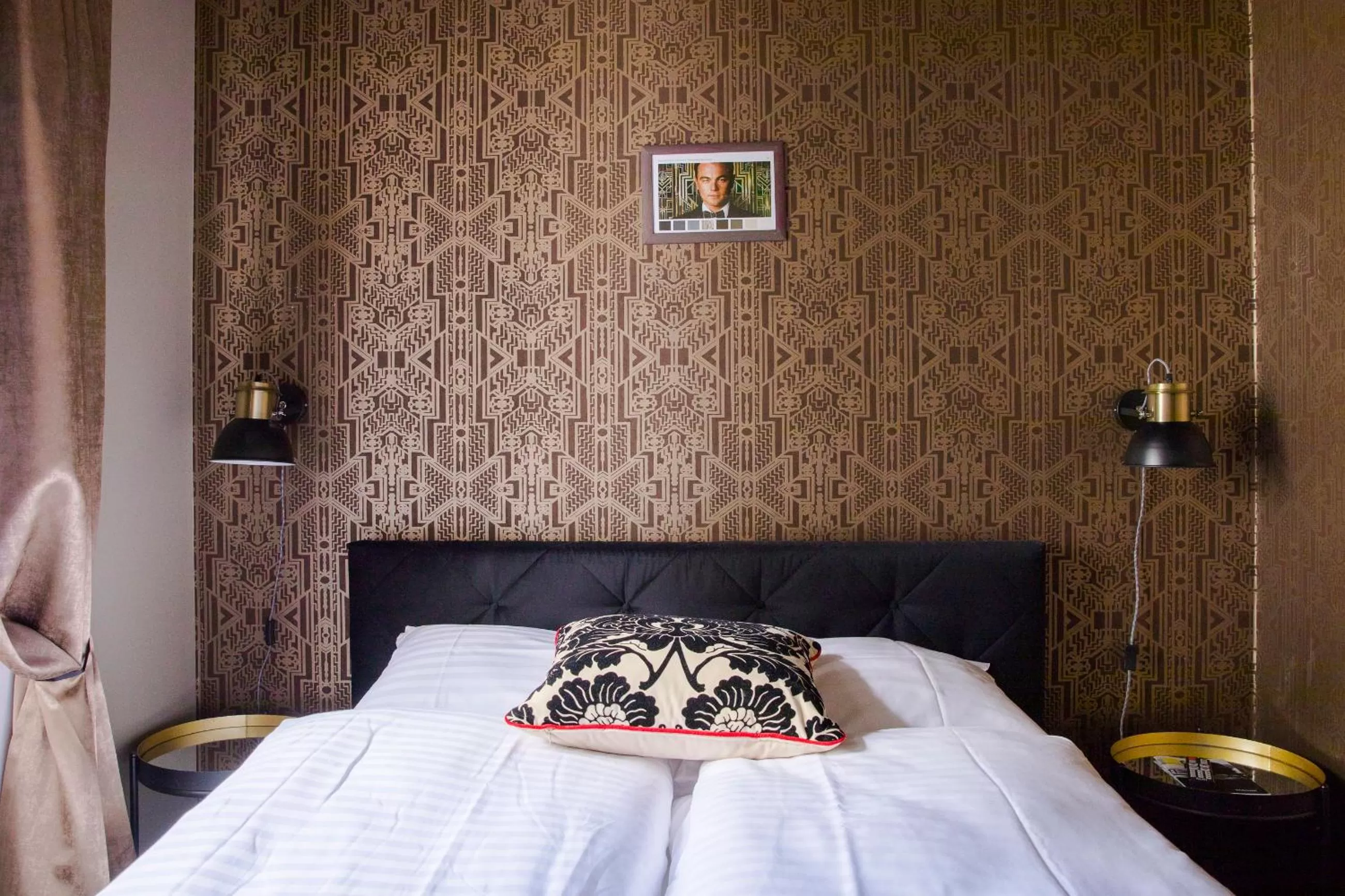 Decorative detail, Bed in The Henry Self Check-In Guesthouse