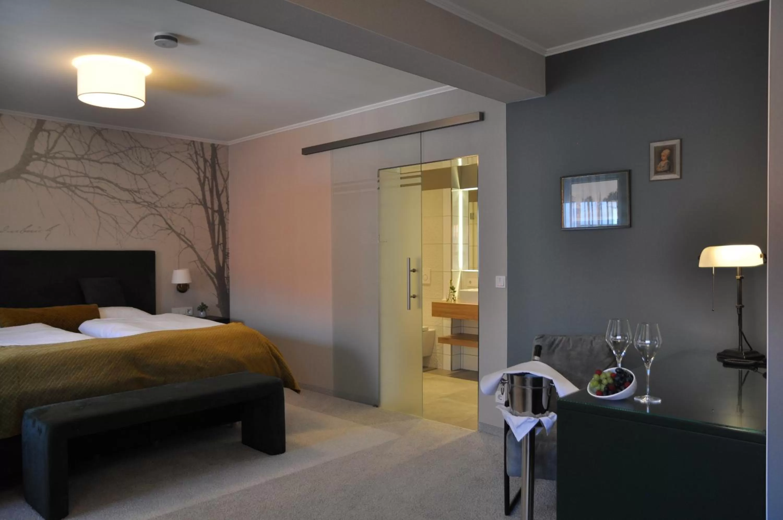 Photo of the whole room, Bed in Ratskeller Wiedenbrück