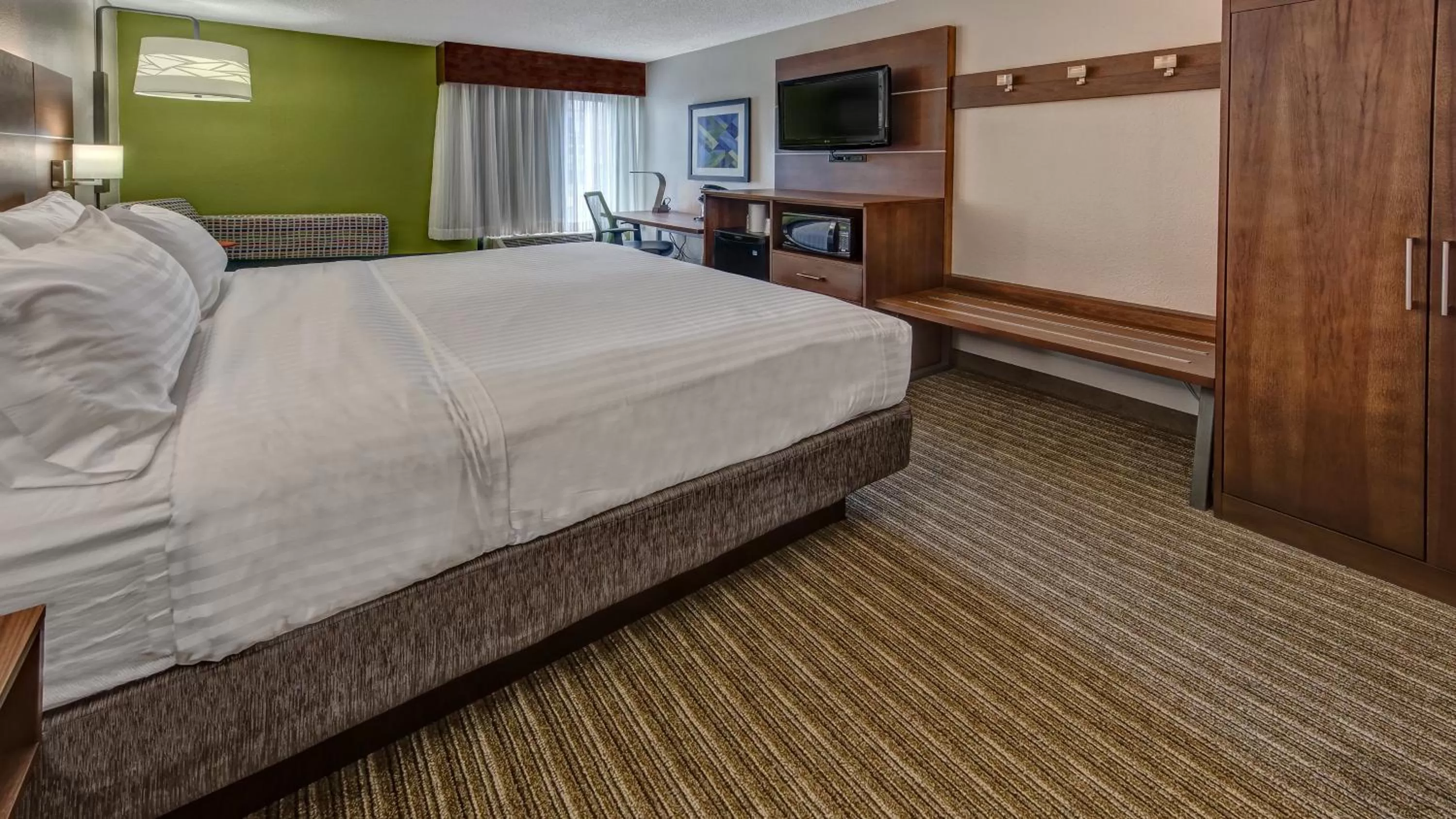 Photo of the whole room, Bed in Holiday Inn Express Memphis Medical Center - Midtown by IHG