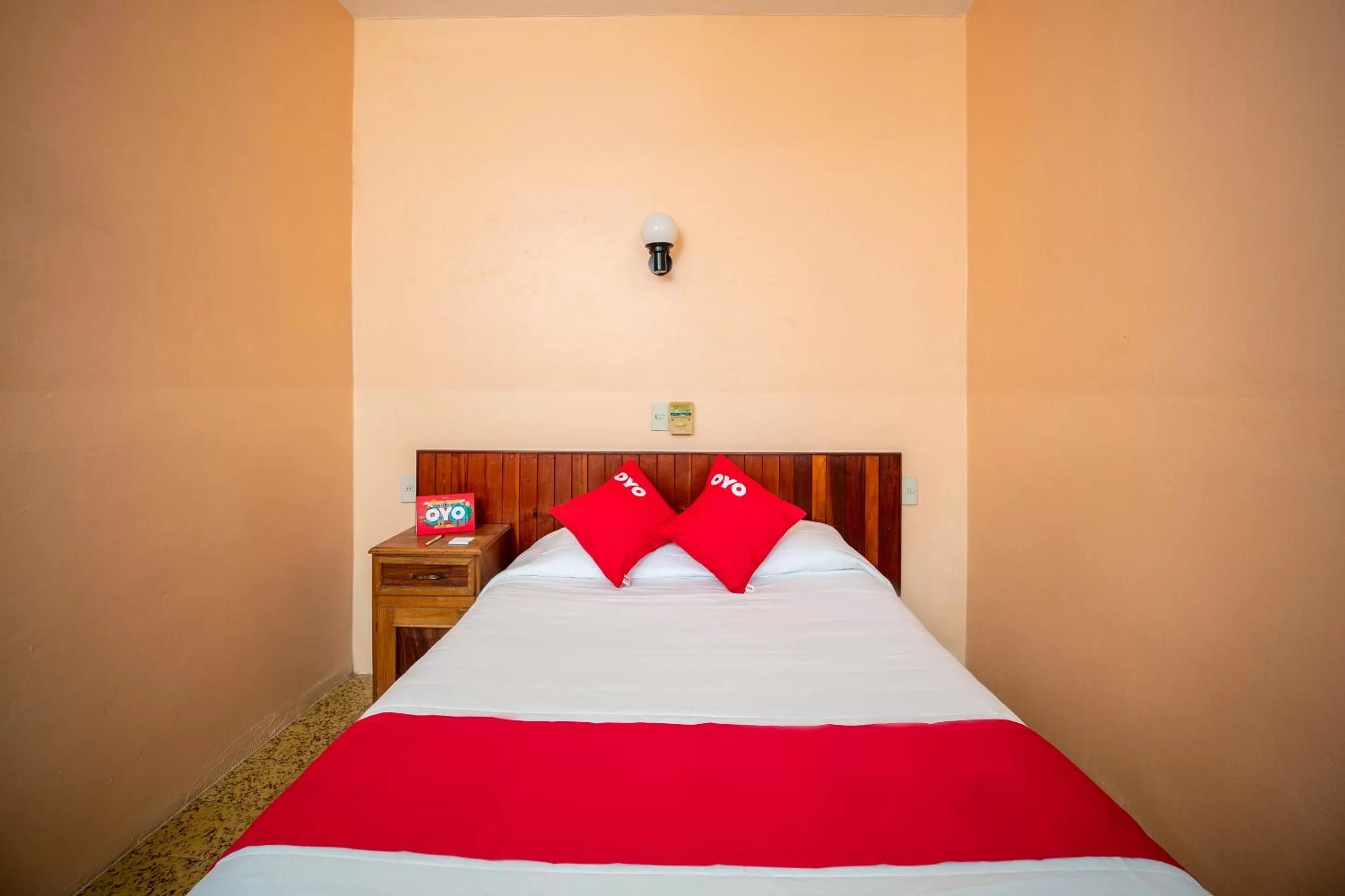 Bedroom in OYO Hotel Arena Surf, Puerto Escondido