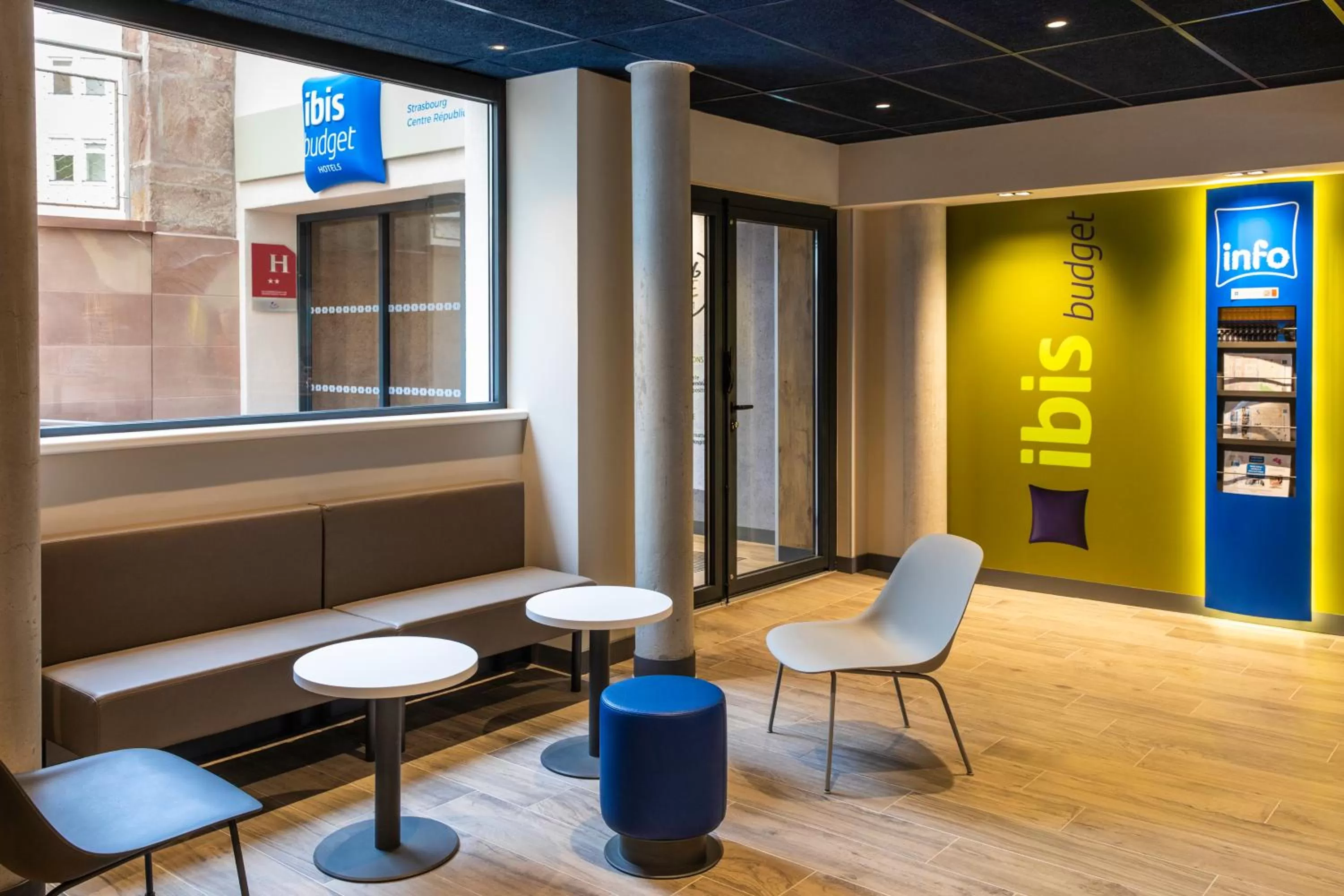 Lobby or reception in Ibis Budget Strasbourg Centre Republique