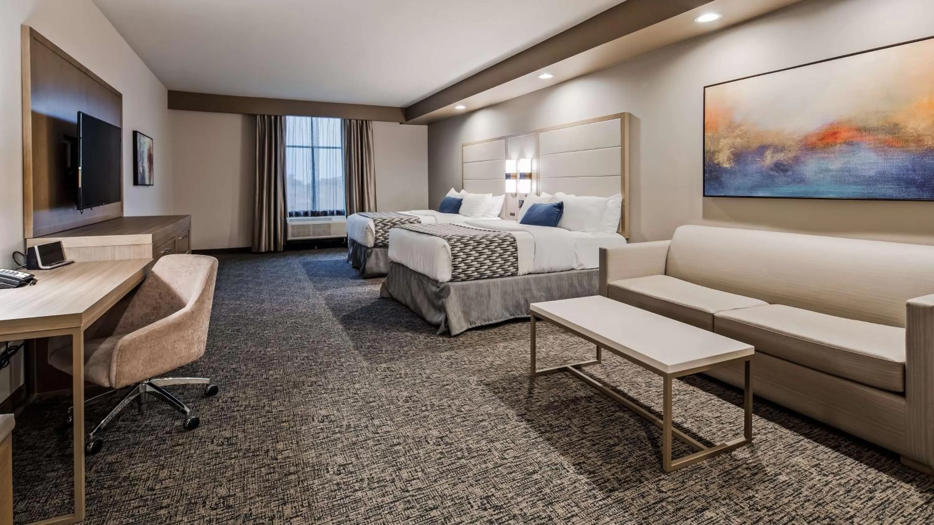 Photo of the whole room in Best Western Premier Energy Corridor