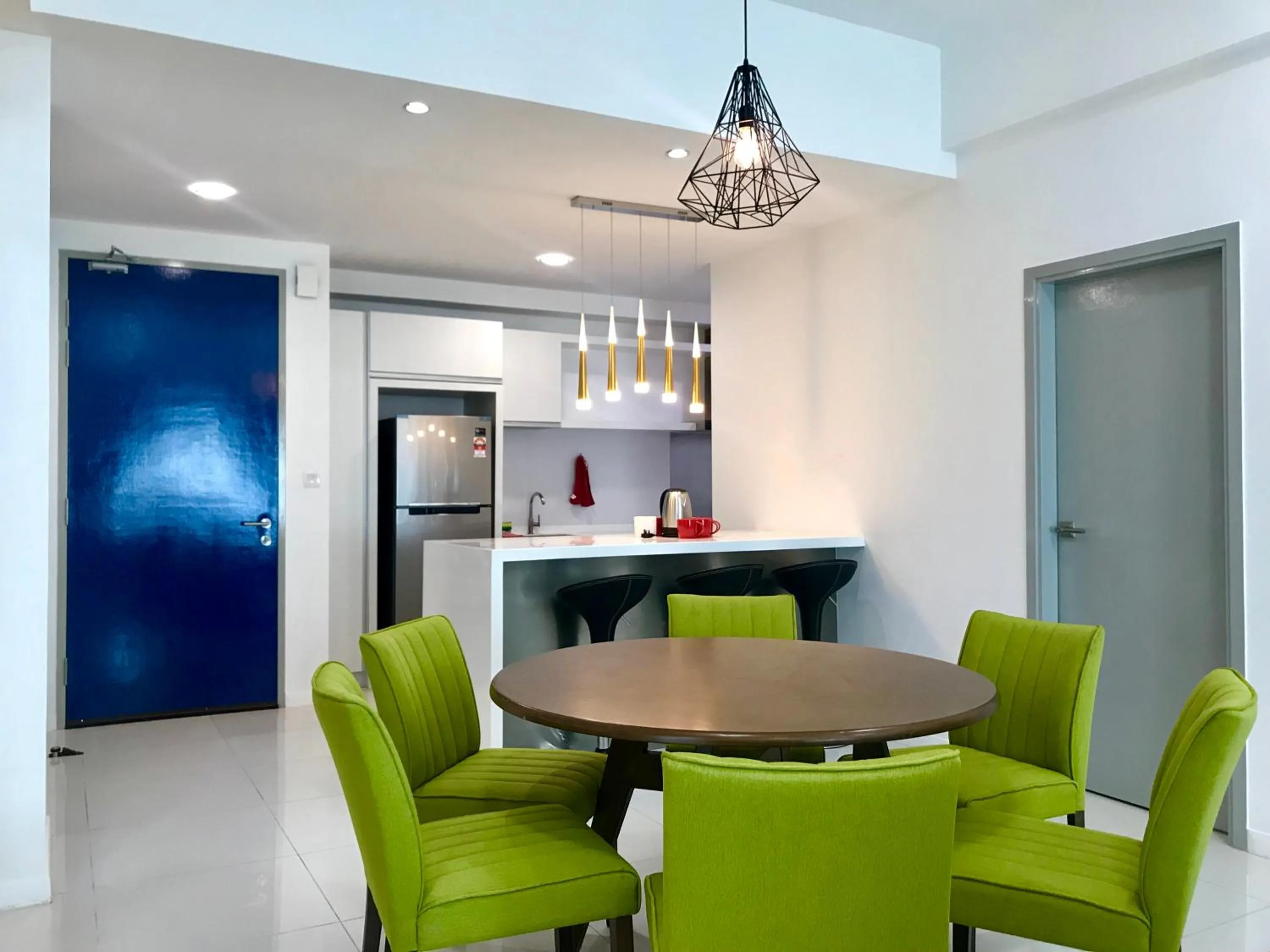 Kitchen or kitchenette in Sunset Seaview Vacation Condos @ Infinity Avenue