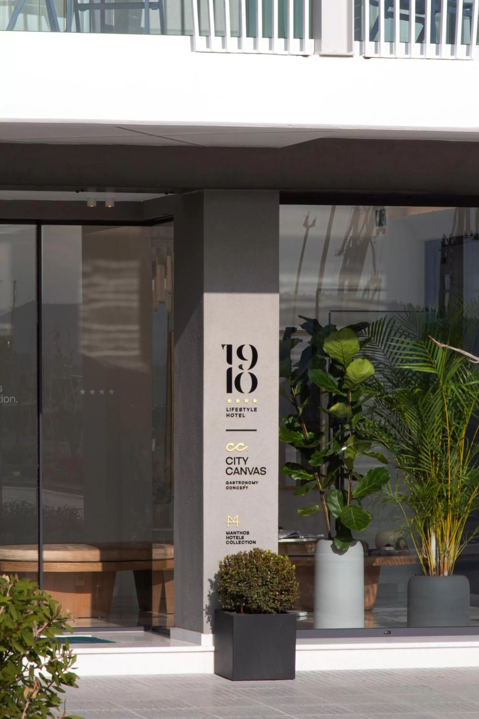 Facade/entrance in 1910 Lifestyle Hotel