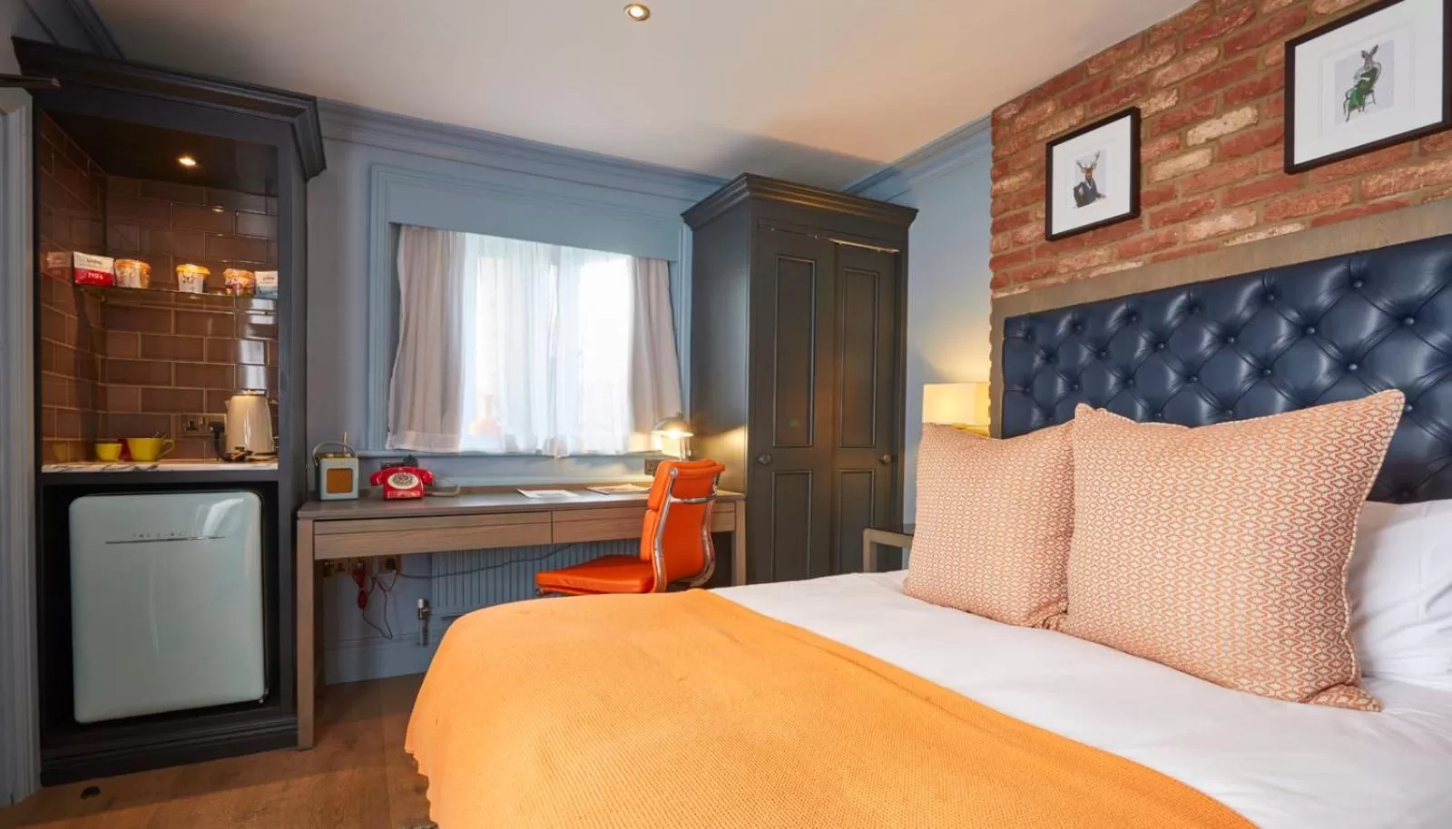 Bedroom, Bed in The Great House, Sonning, Berkshire