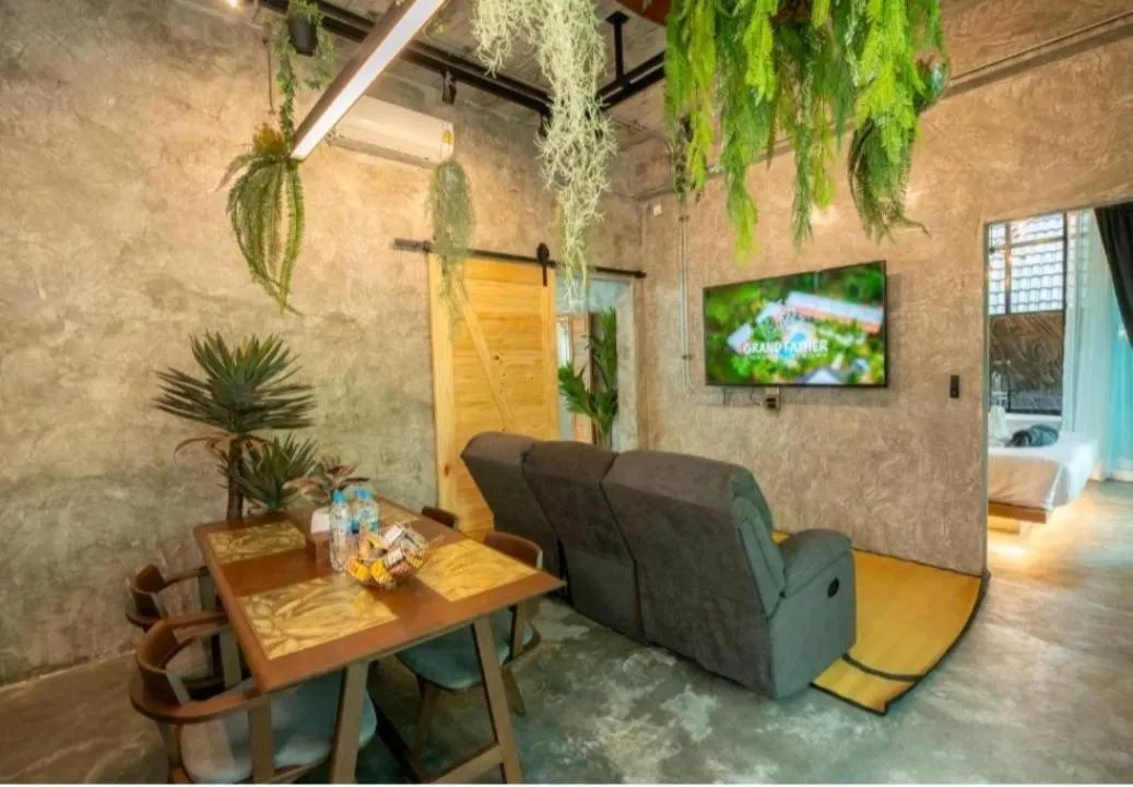 Grandfather Khaolak Resort