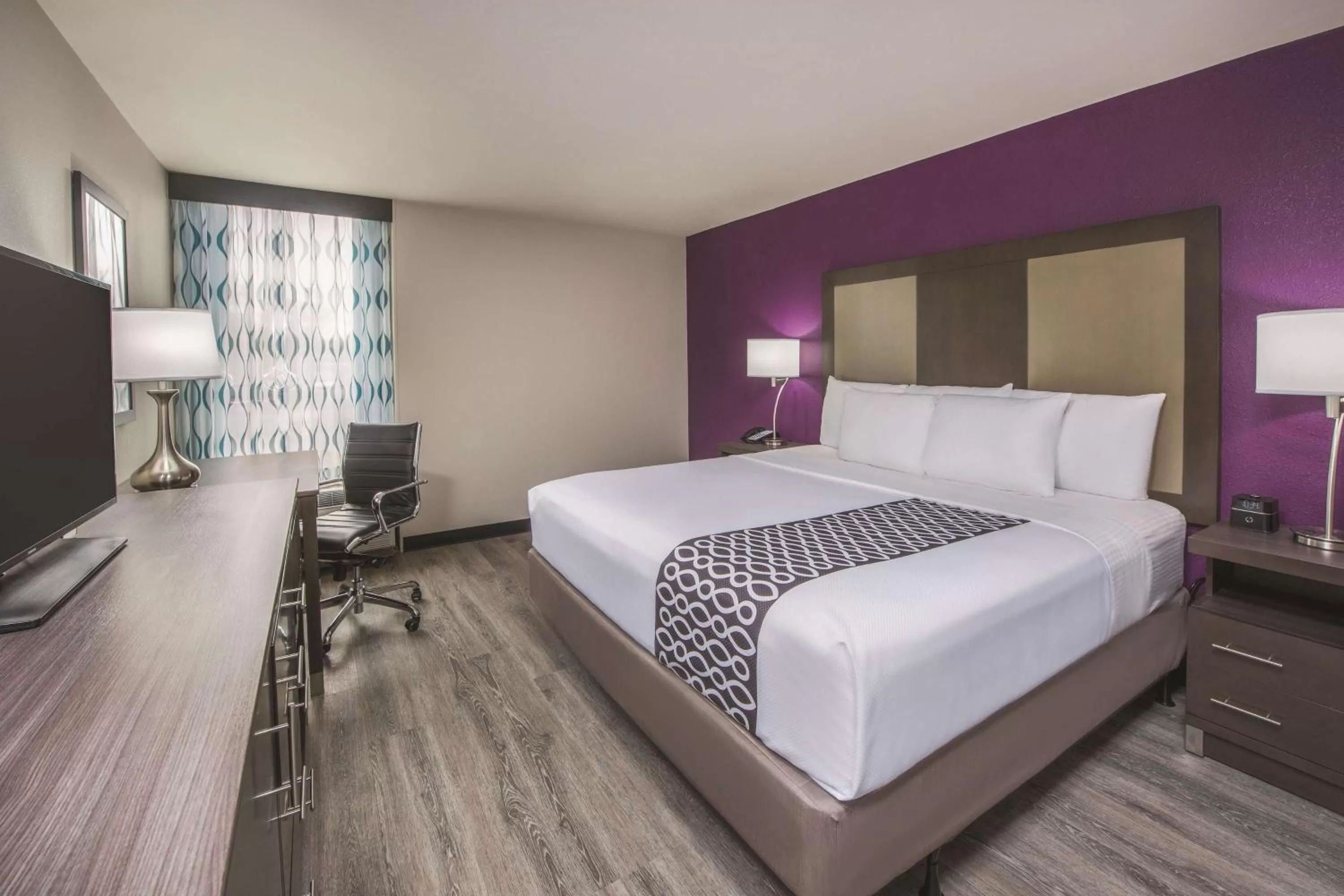 King Room - Mobility Access/Non-Smoking in La Quinta by Wyndham Festus - St. Louis South