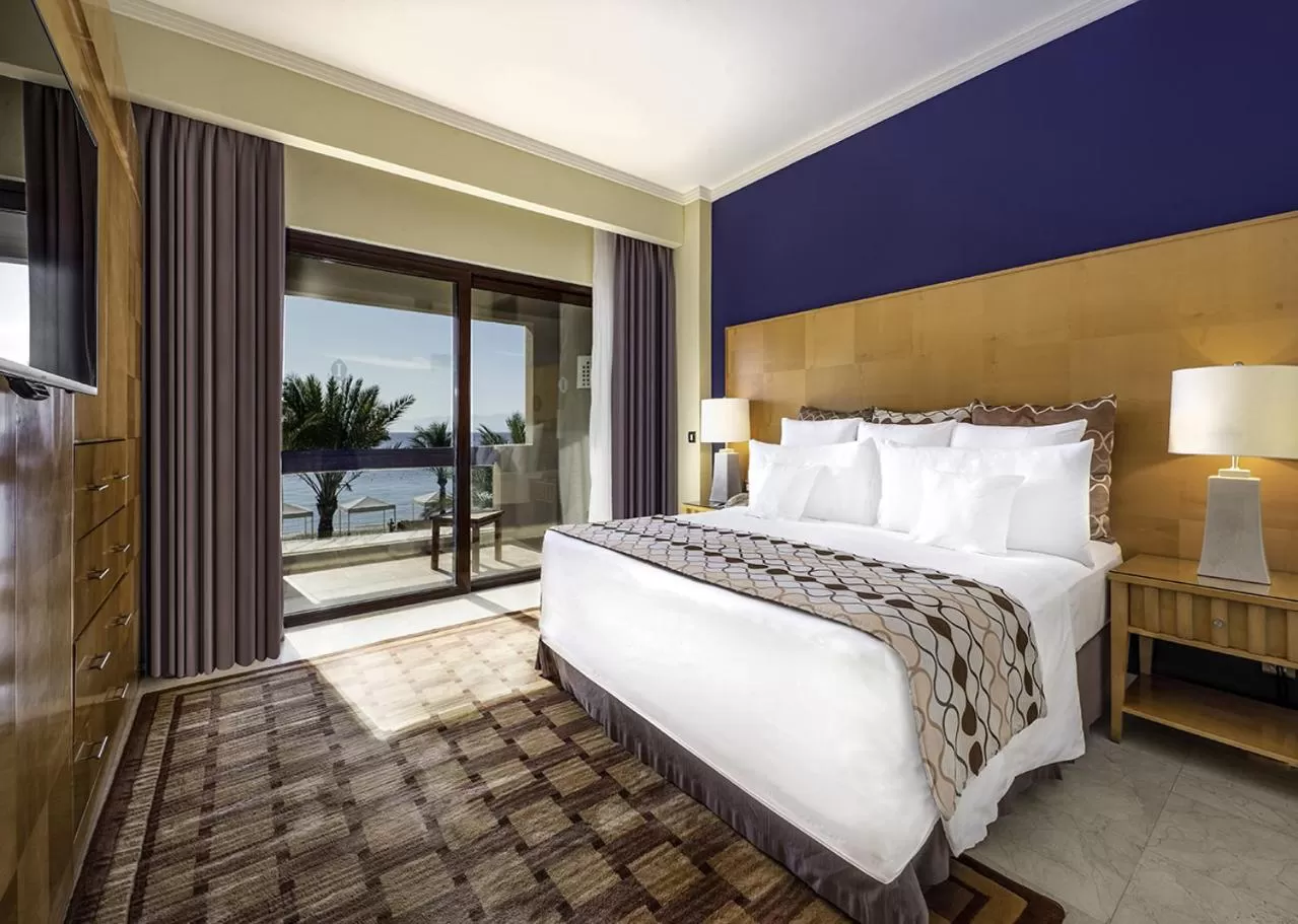 Property building, Bed in InterContinental Aqaba by IHG