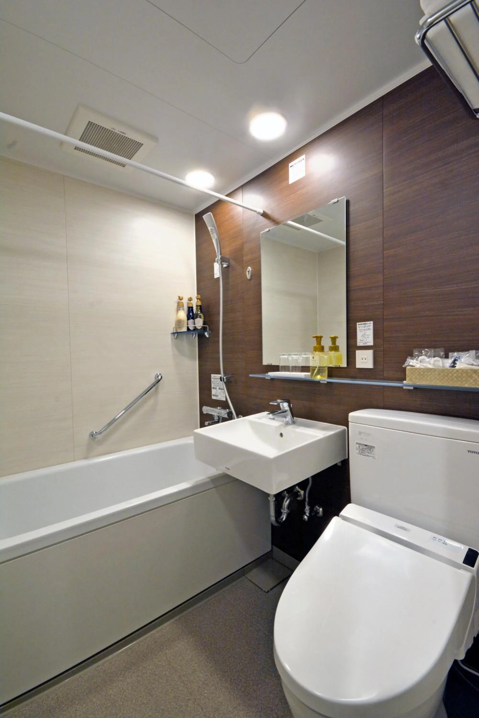 Bathroom in Rembrandt Style Tokyo Nishikasai Grande