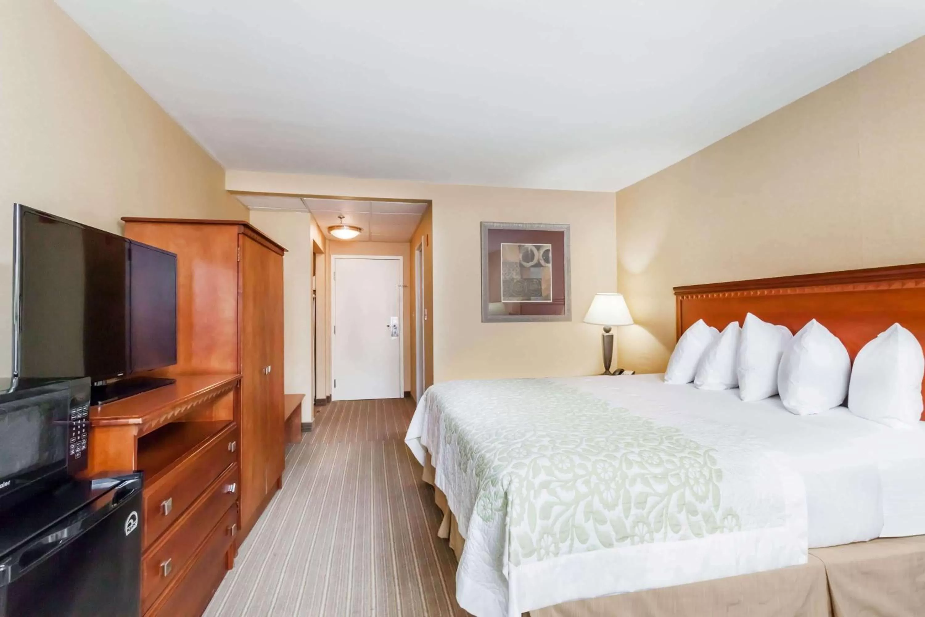 Bedroom, Bed in Days Inn by Wyndham Windsor Locks / Bradley Intl Airport